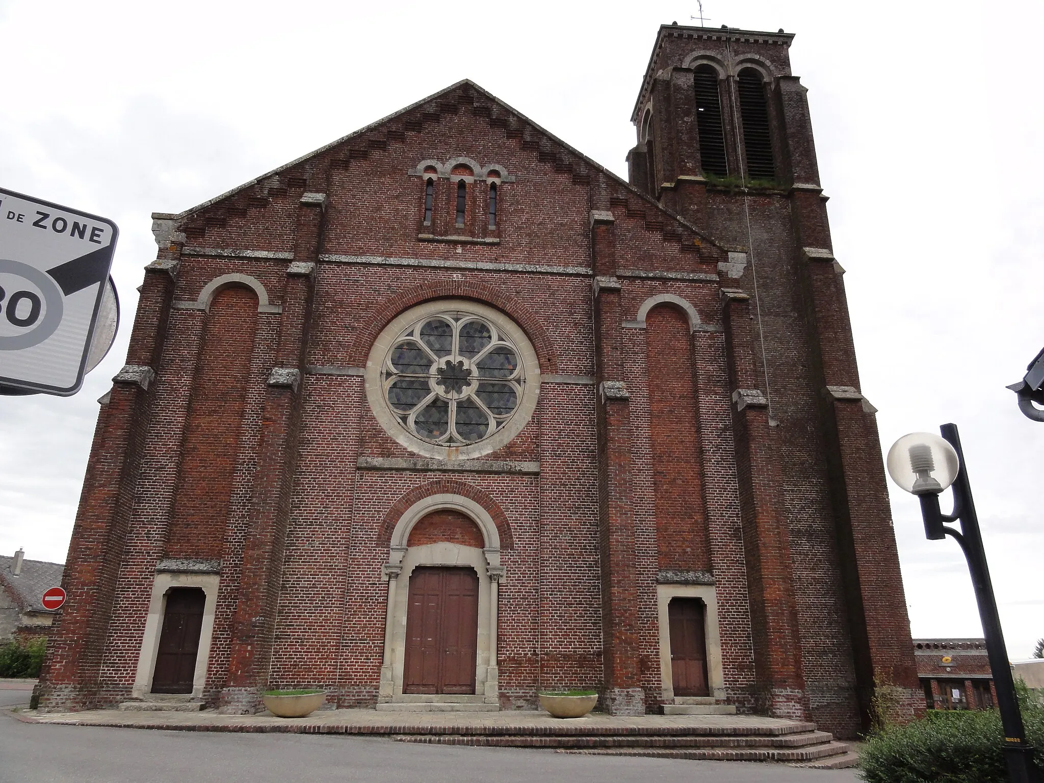 Photo showing: Couvron-et-Aumencourt (Aisne) église