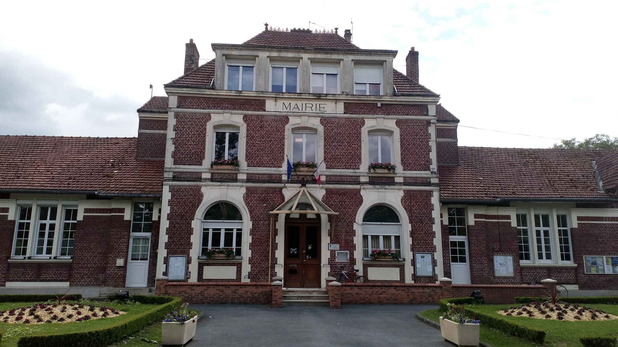 Photo showing: Mairie d'Eppeville‎