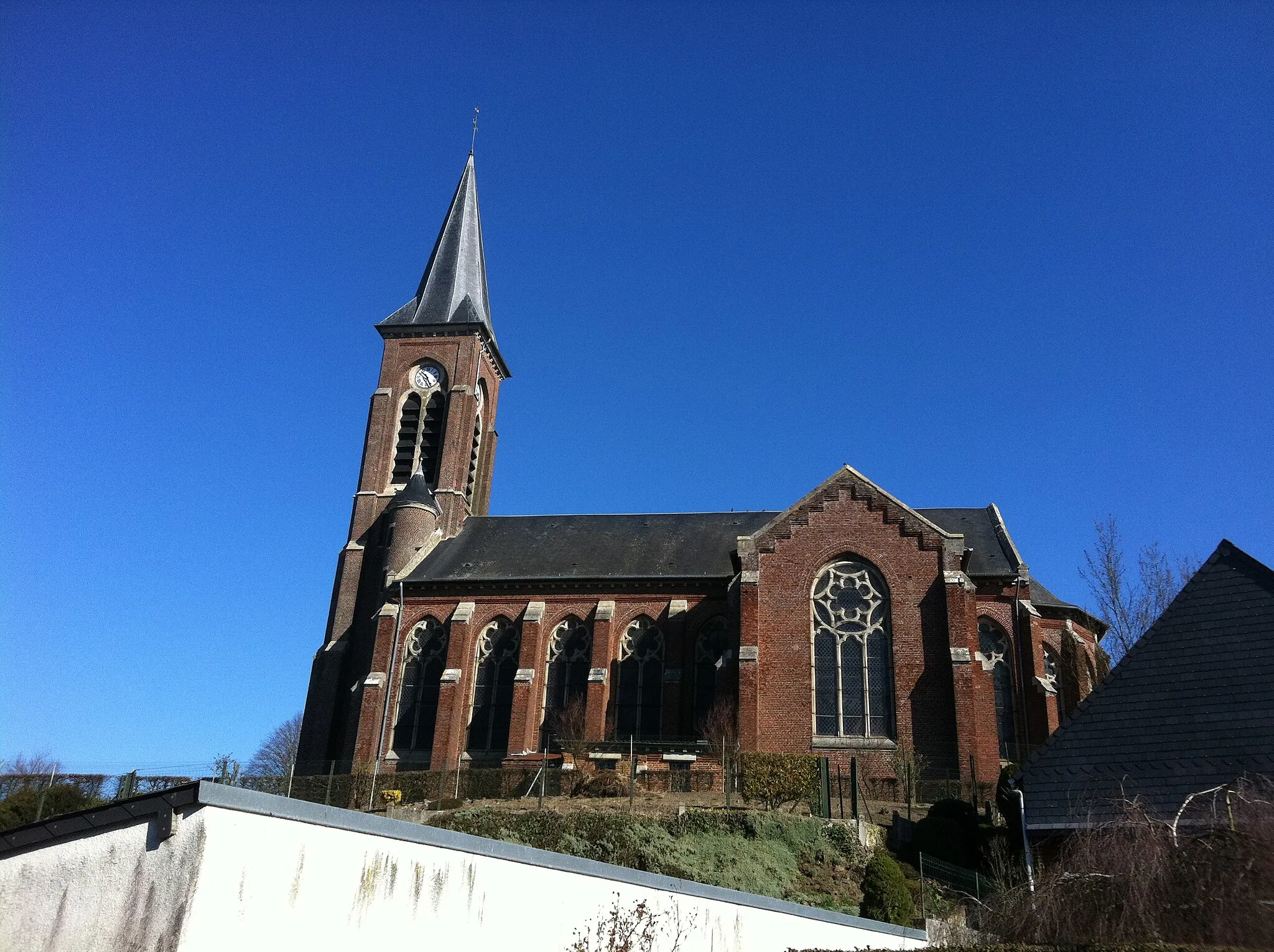 Photo showing: Étreux — Church of the village