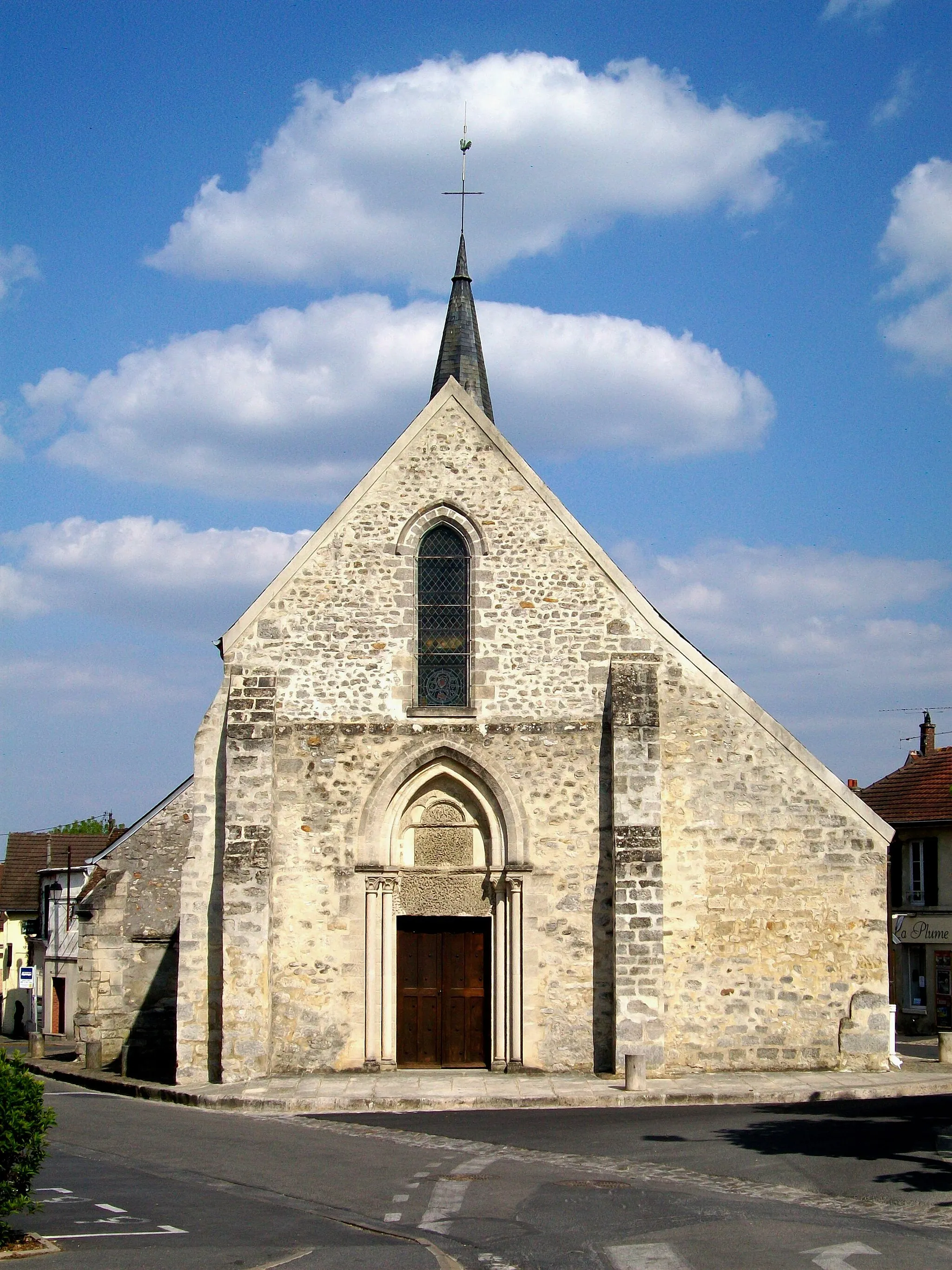 Photo showing: Portail de l'église Notre-Dame d'Orry-la-Ville.