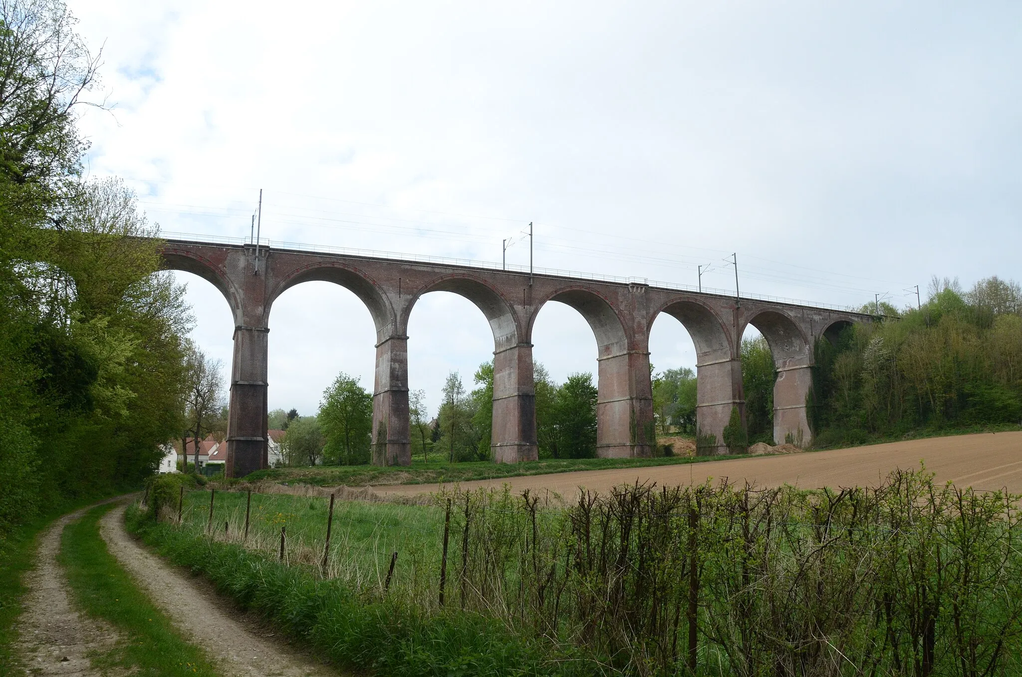 Photo showing: Viaduc de Poix-de-Picardie