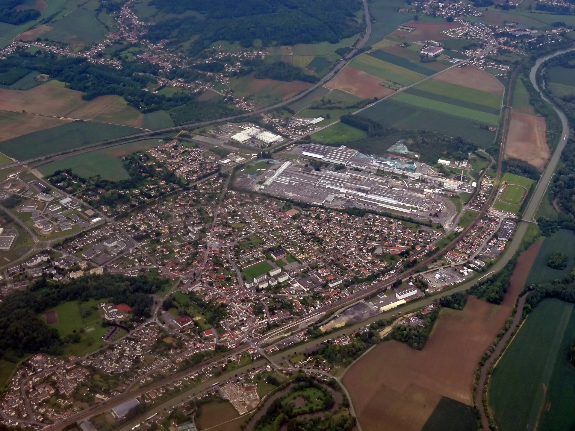 Photo showing: Vue aérienne de Thourotte (Oise), France.