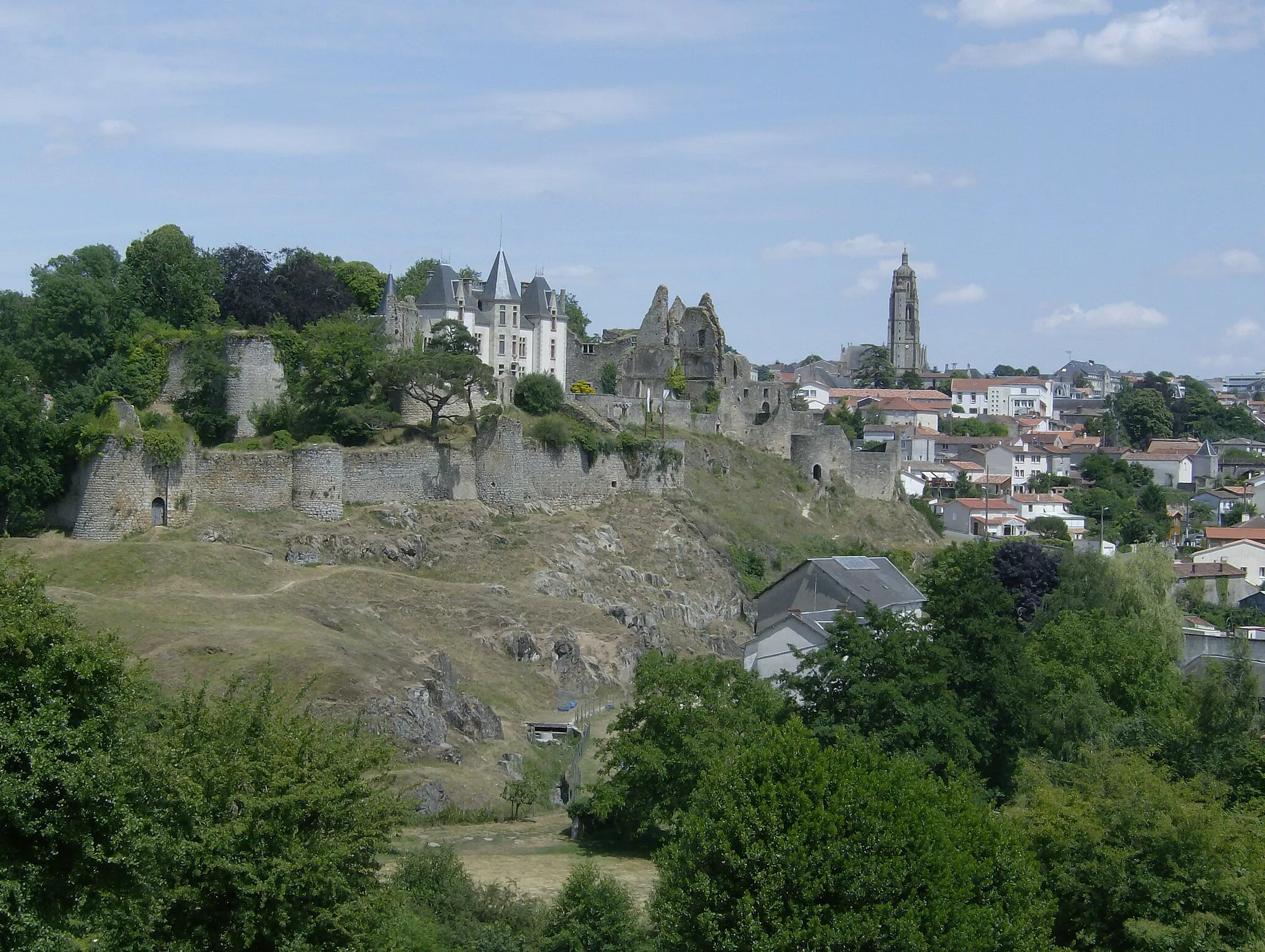 Photo showing: Bressuire view