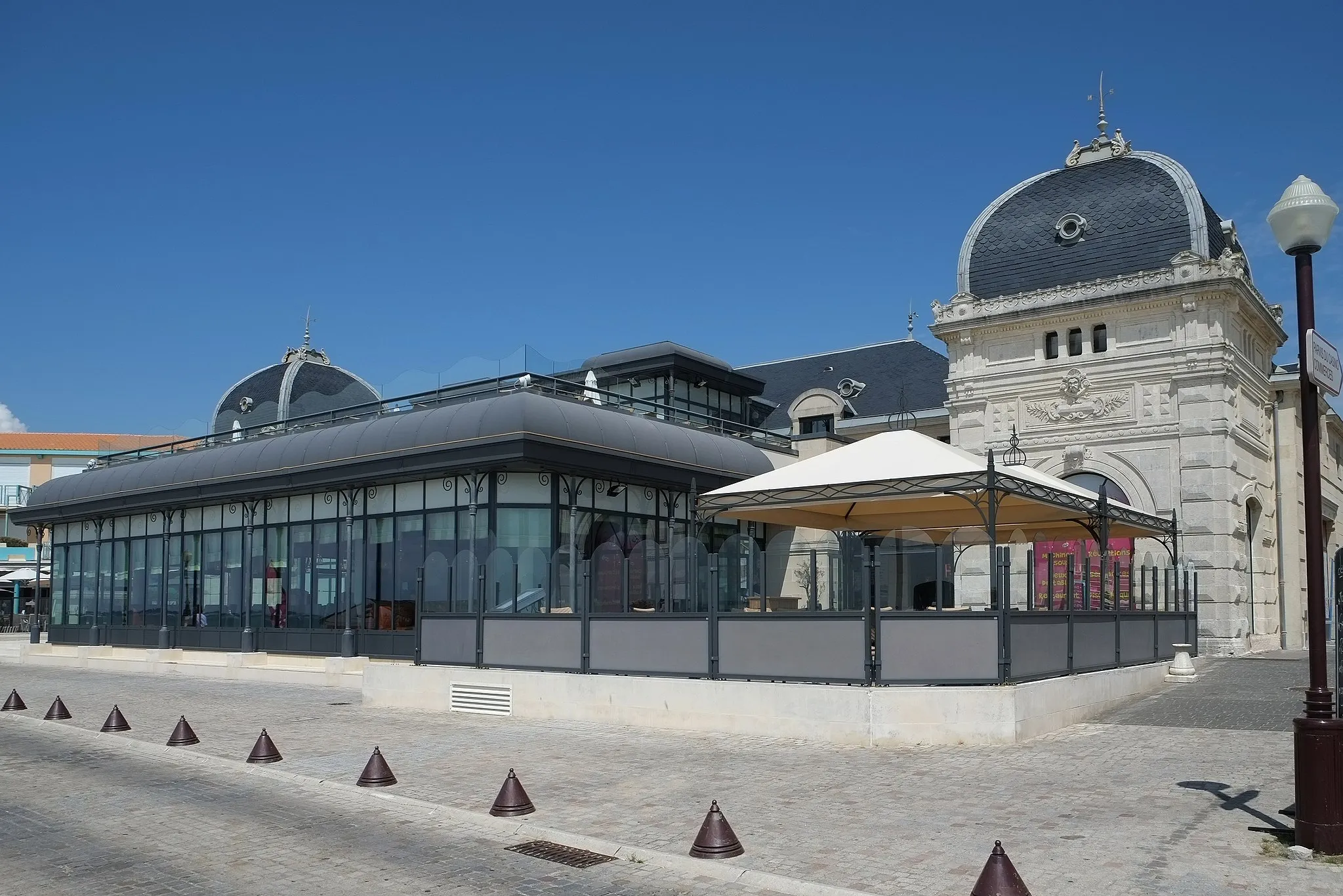 Photo showing: Casino Châtelaillon-Plage Charente-Maritime France