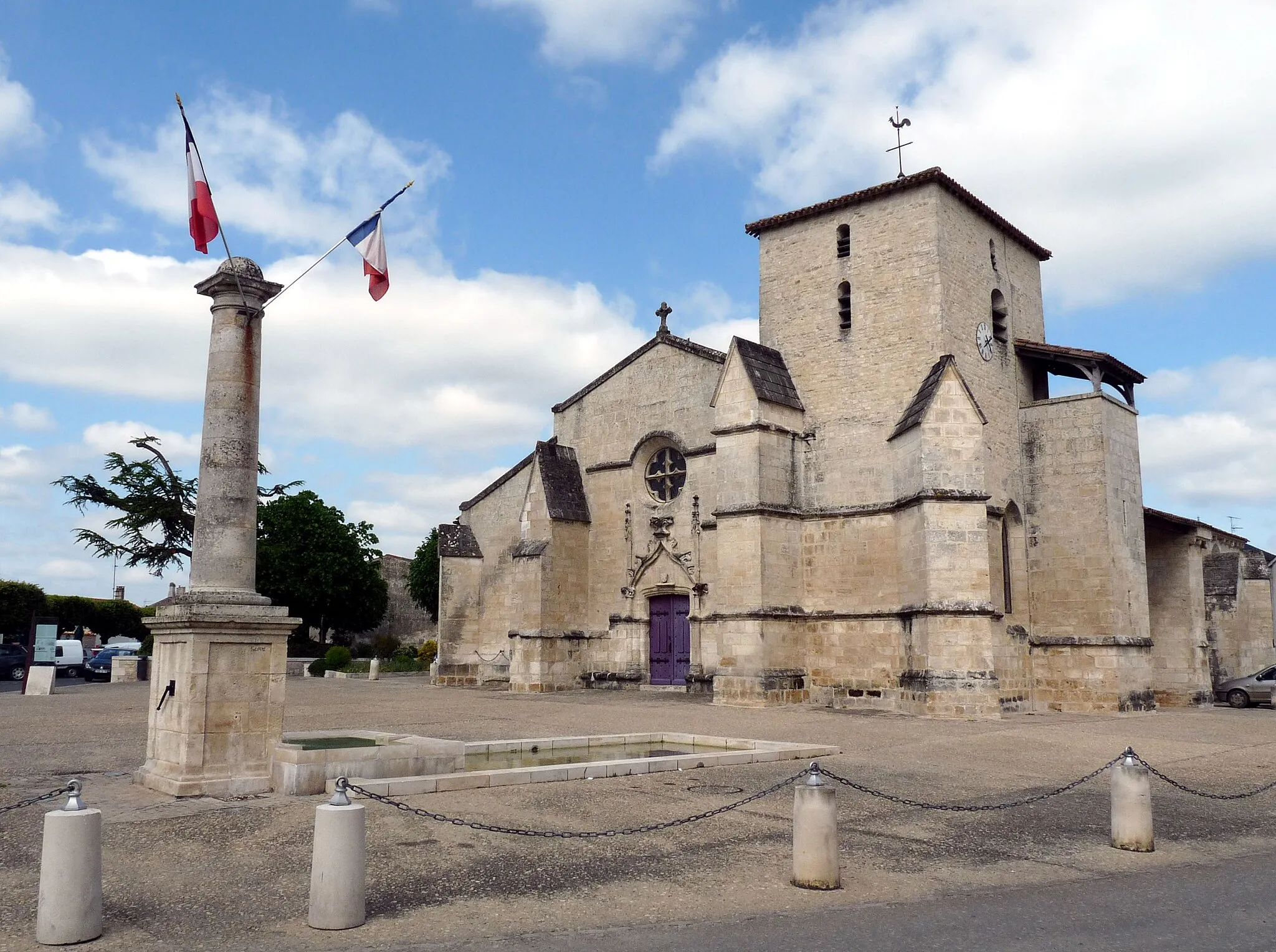 Photo showing: Church of Coulon (Deux-Sèvres)