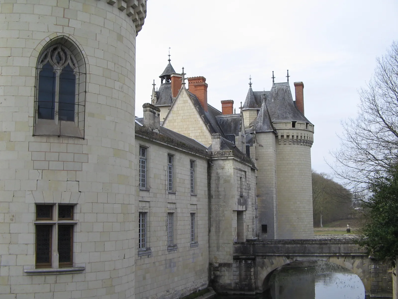 Photo showing: Le château de Dissay en avril 2010