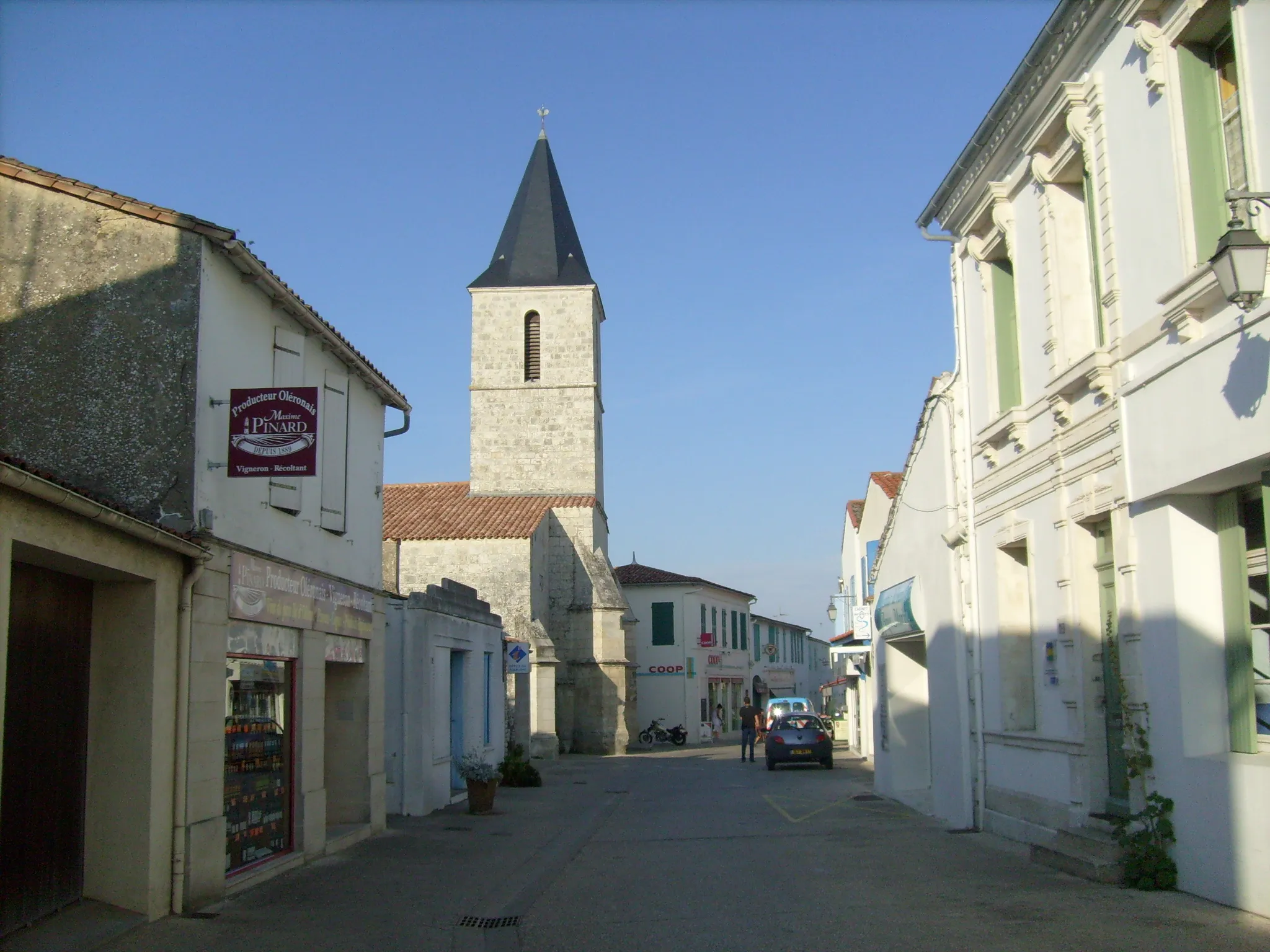 Photo showing: Le centre-ville de Dolus-d'Oléron