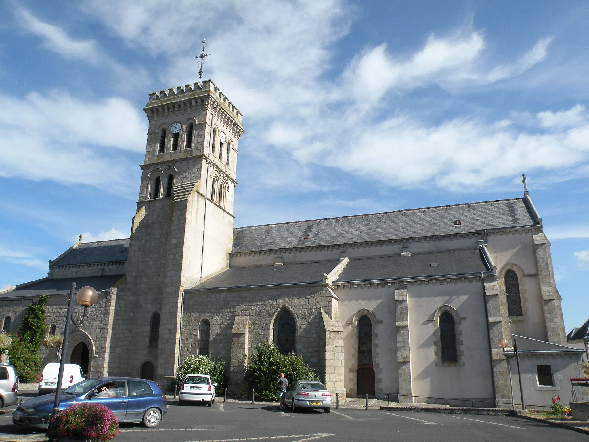 Photo showing: Église Saint-Laurent de La Chapelle-Saint-Laurent