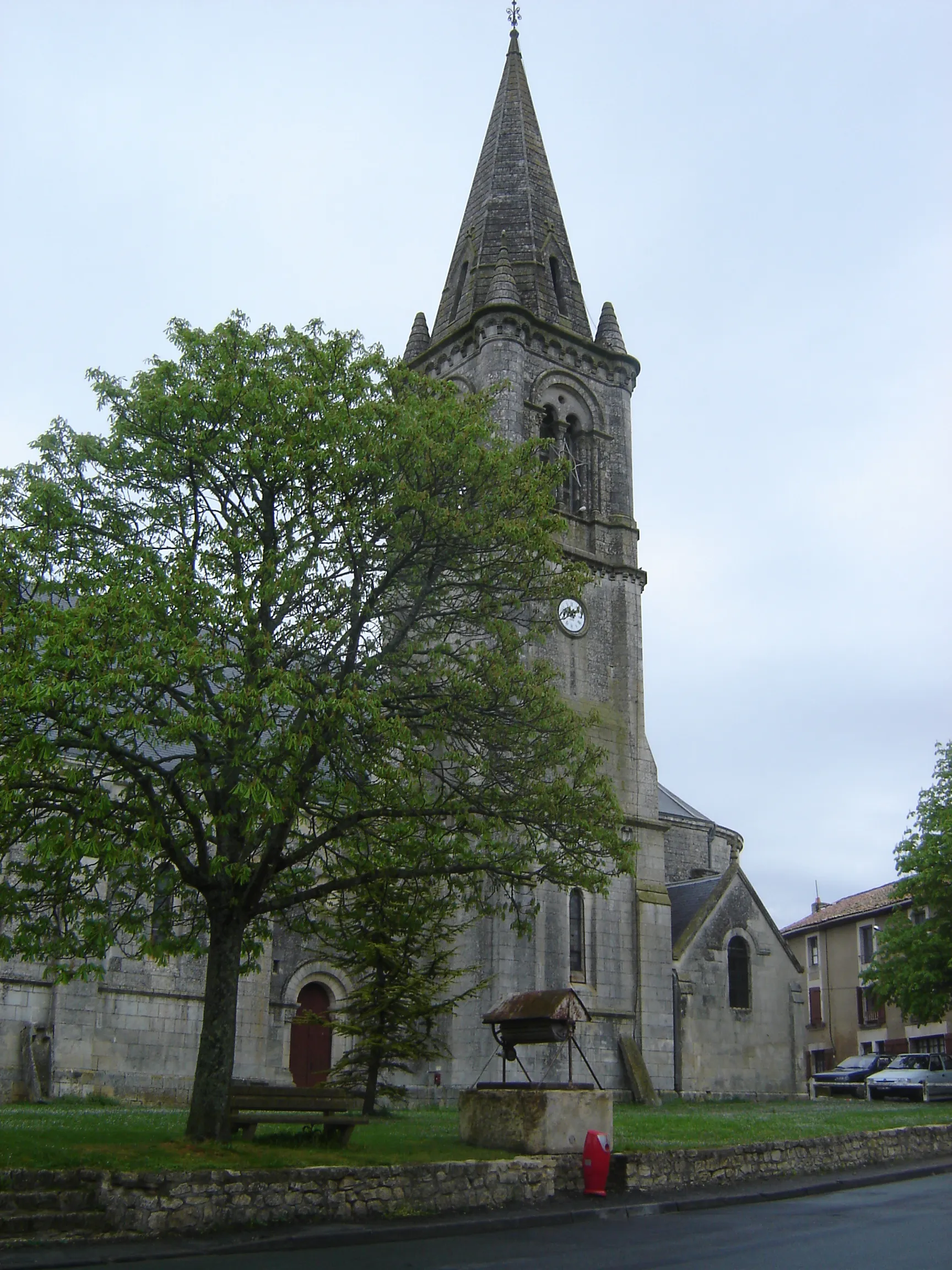 Photo showing: Eglise Notre-Dame-de-Montamisé