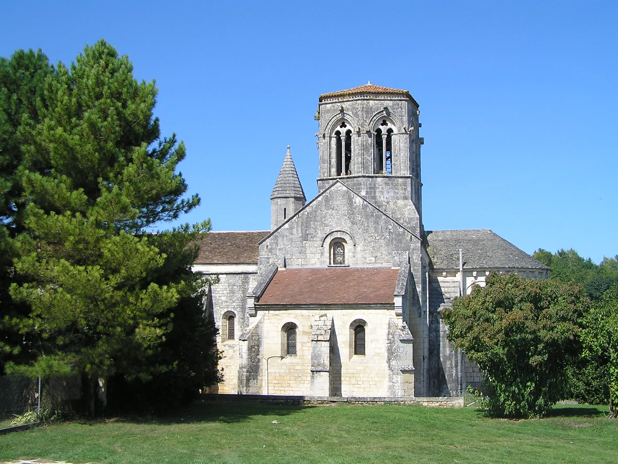 Photo showing: église de Mouthiers-sur-Boëme