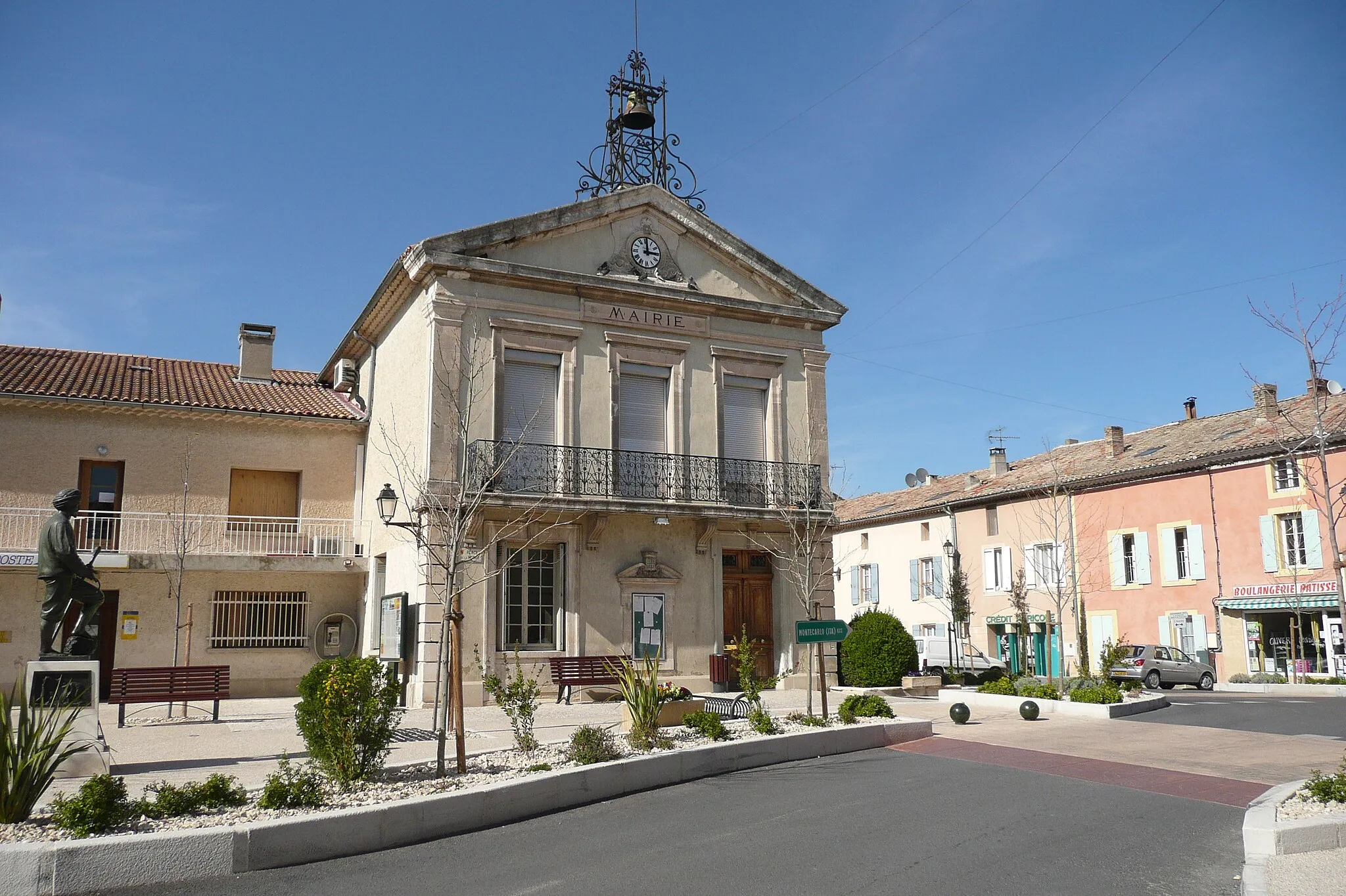 Photo showing: Mairie à Athen des Paluds.