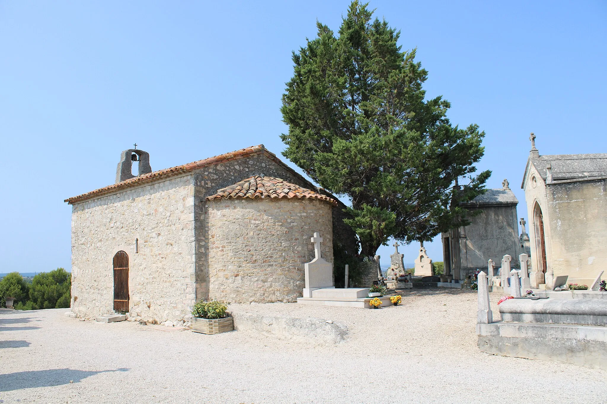 Photo showing: La Chapelle du cimetière