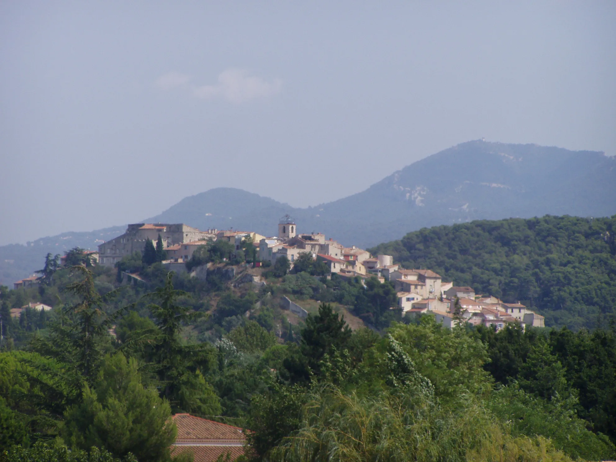 Photo showing: The village of Cabriès