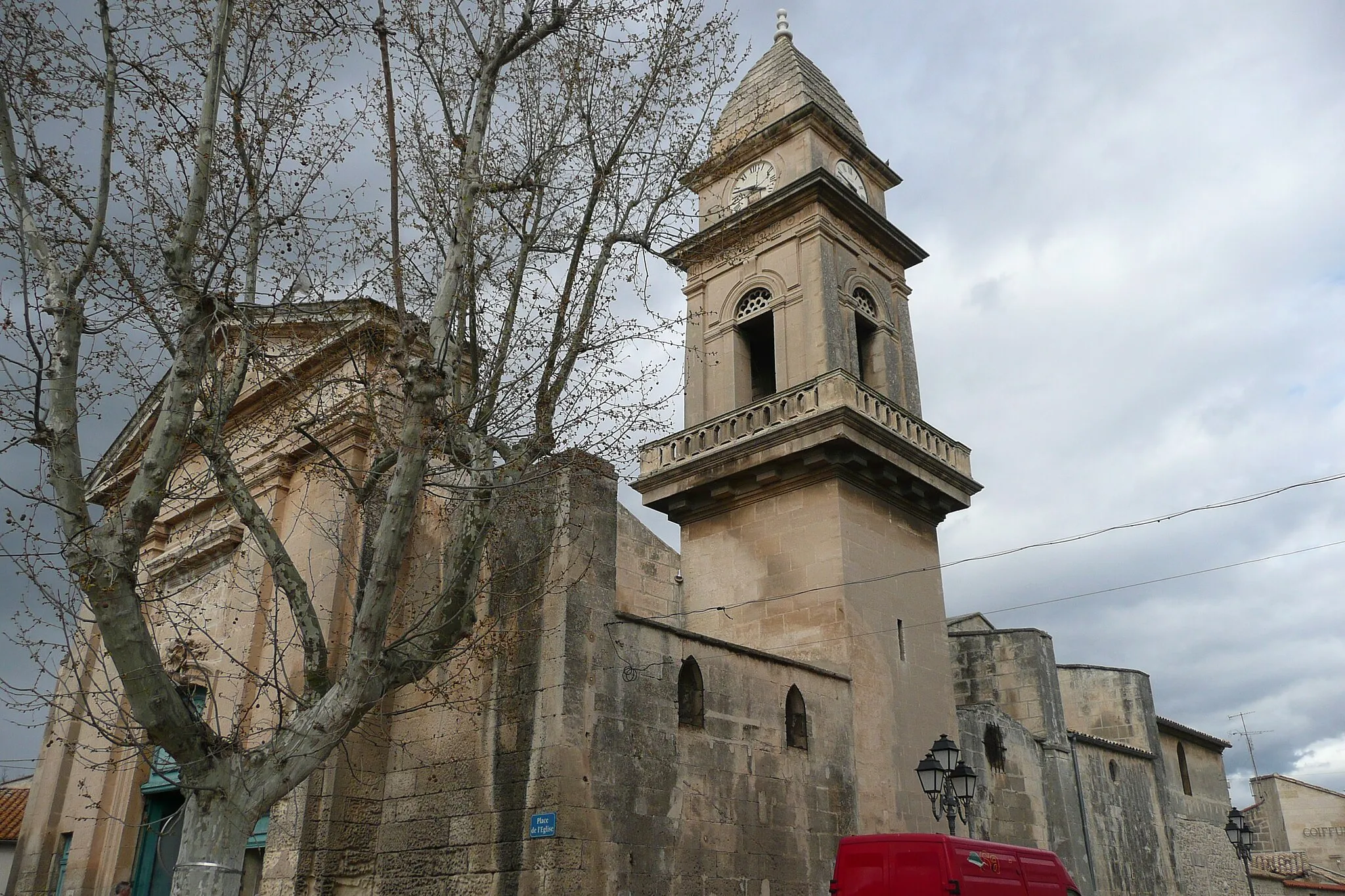 Photo showing: Eglise à Fontvieille.