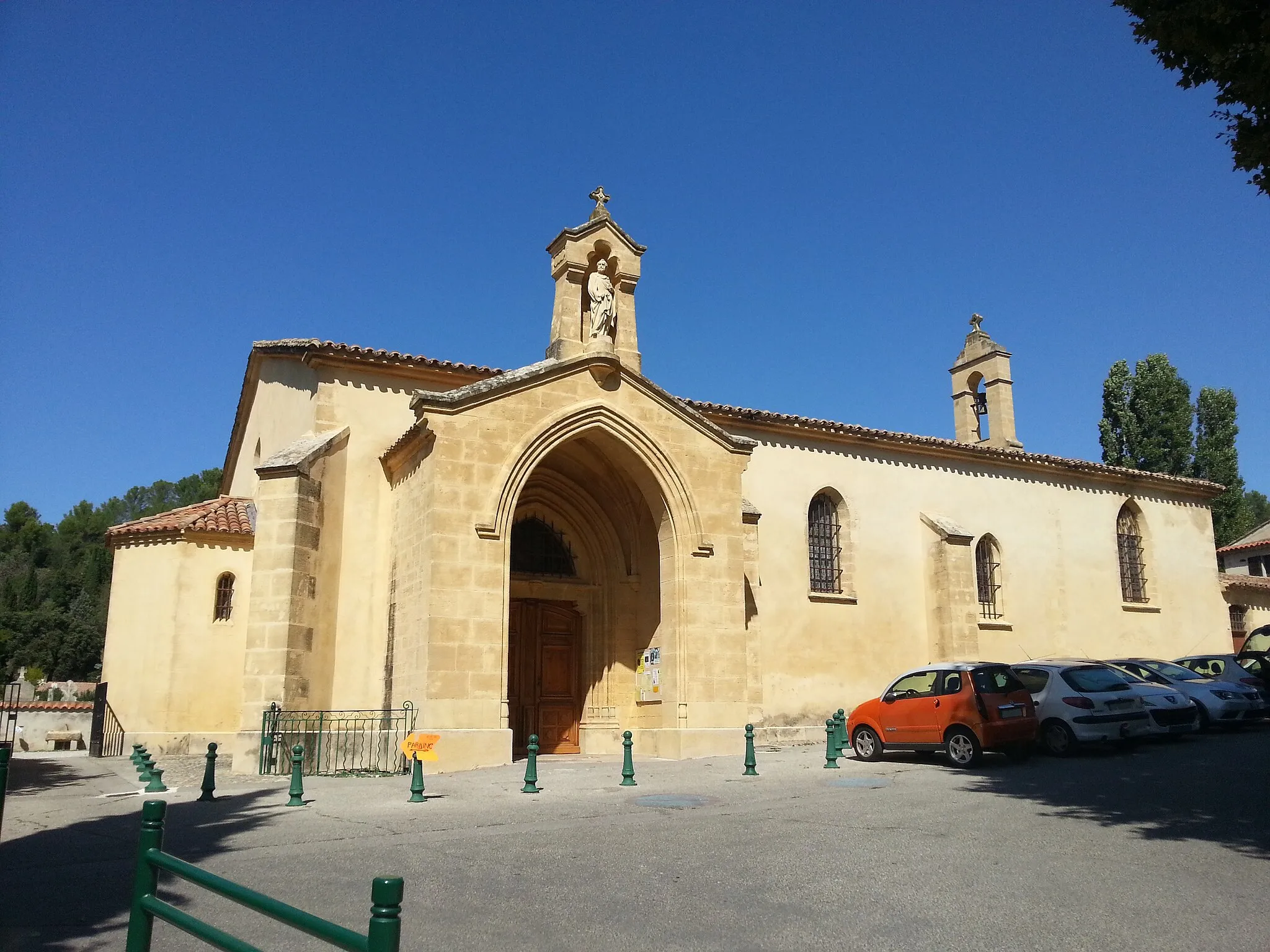 Photo showing: This building is indexed in the base Mérimée, a database of architectural heritage maintained by the French Ministry of Culture, under the reference PA00081290 .