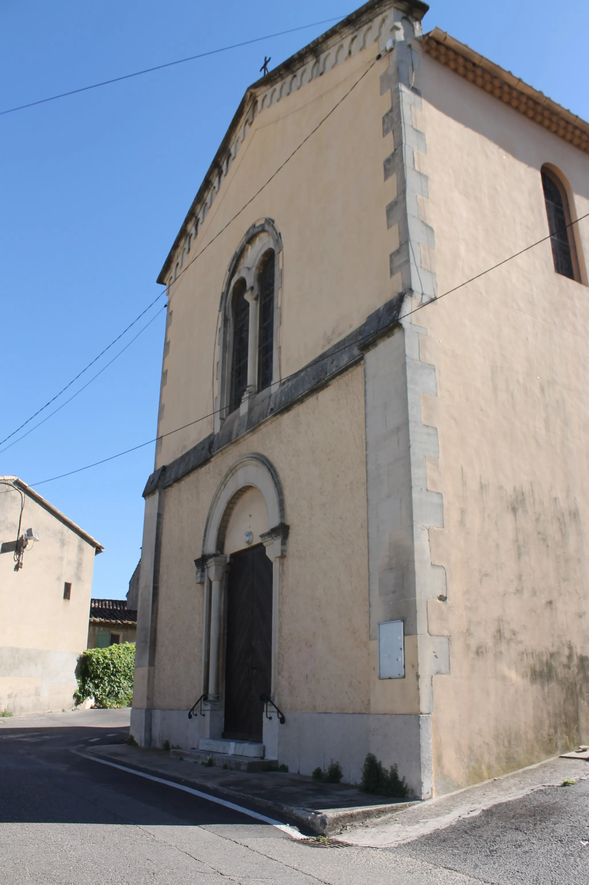 Photo showing: Église paroissiale de la Destrousse 13