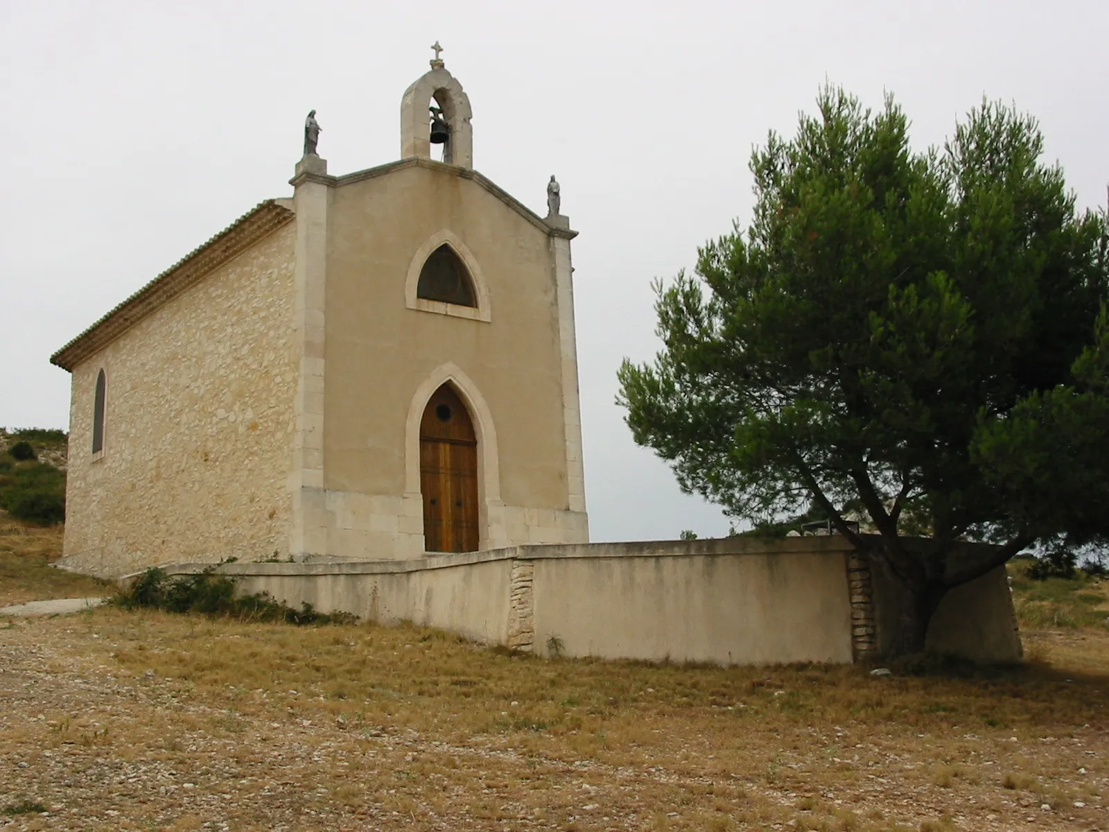 Photo showing: Chapelle Sainte-Rosalie (La Fare les Oliviers)