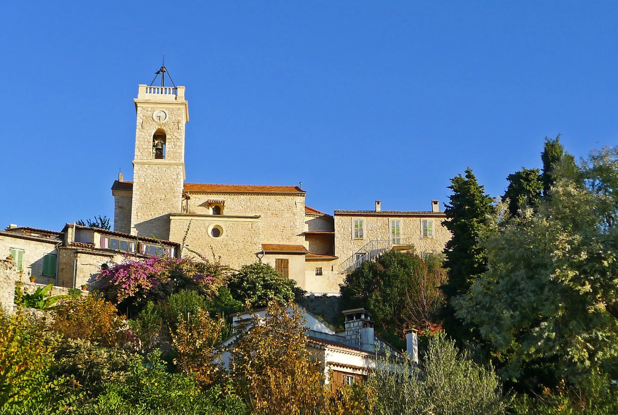 Photo showing: The church of La Gaude