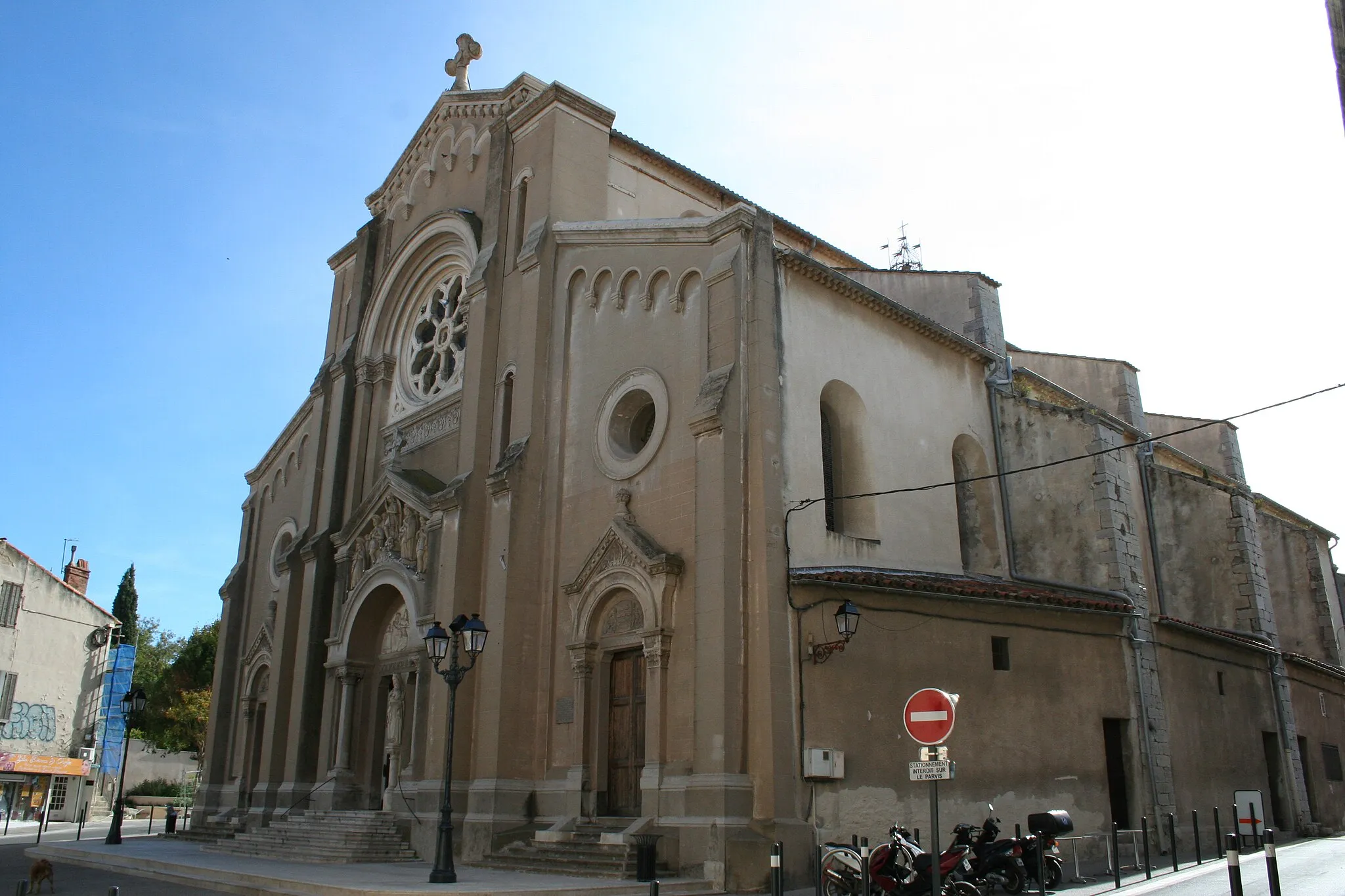 Photo showing: église Notre-Dame du Bon Voyage à La Seyne-sur-Mer (Var)