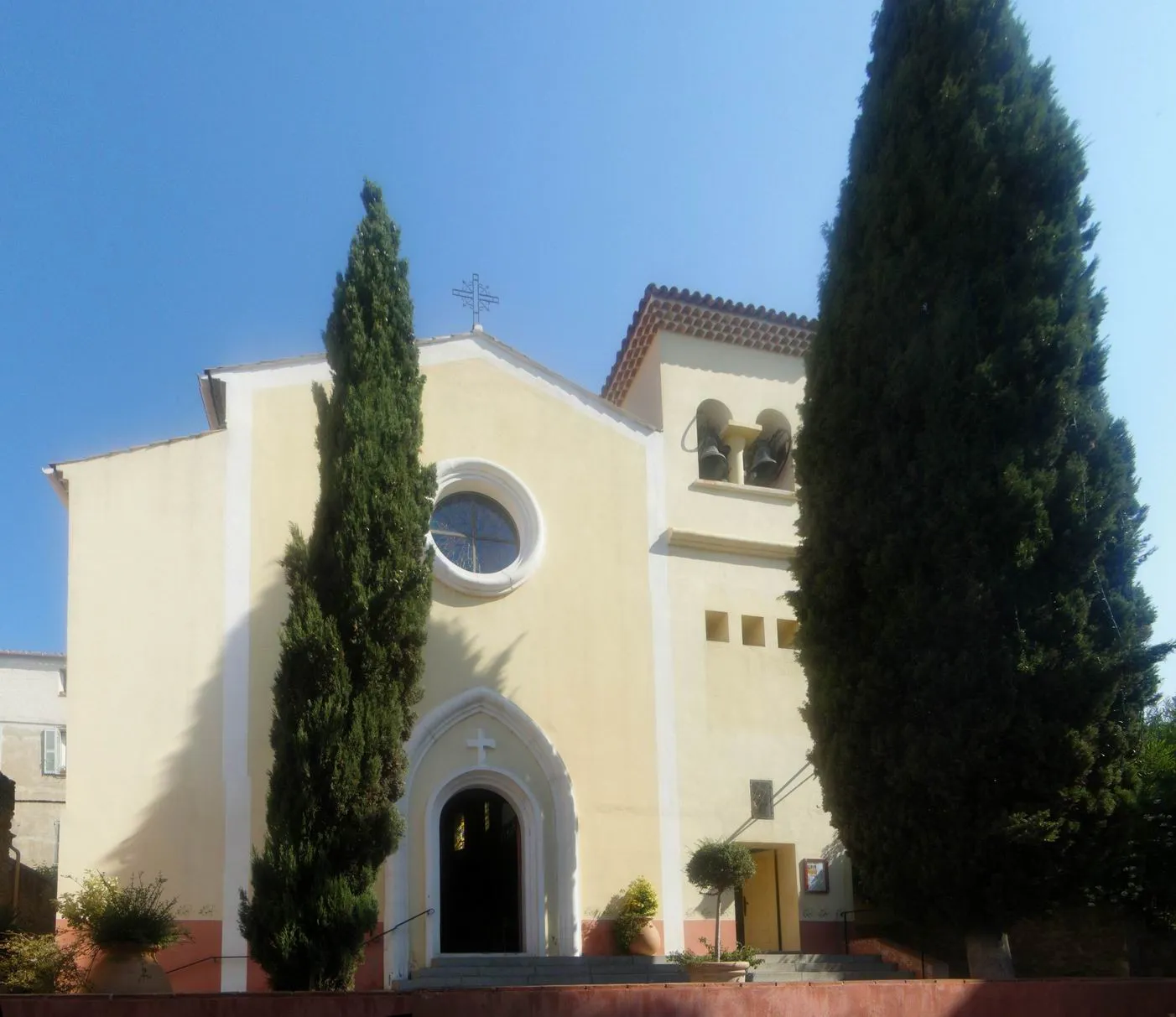 Photo showing: Eglise Saint-Louis du Lavandou