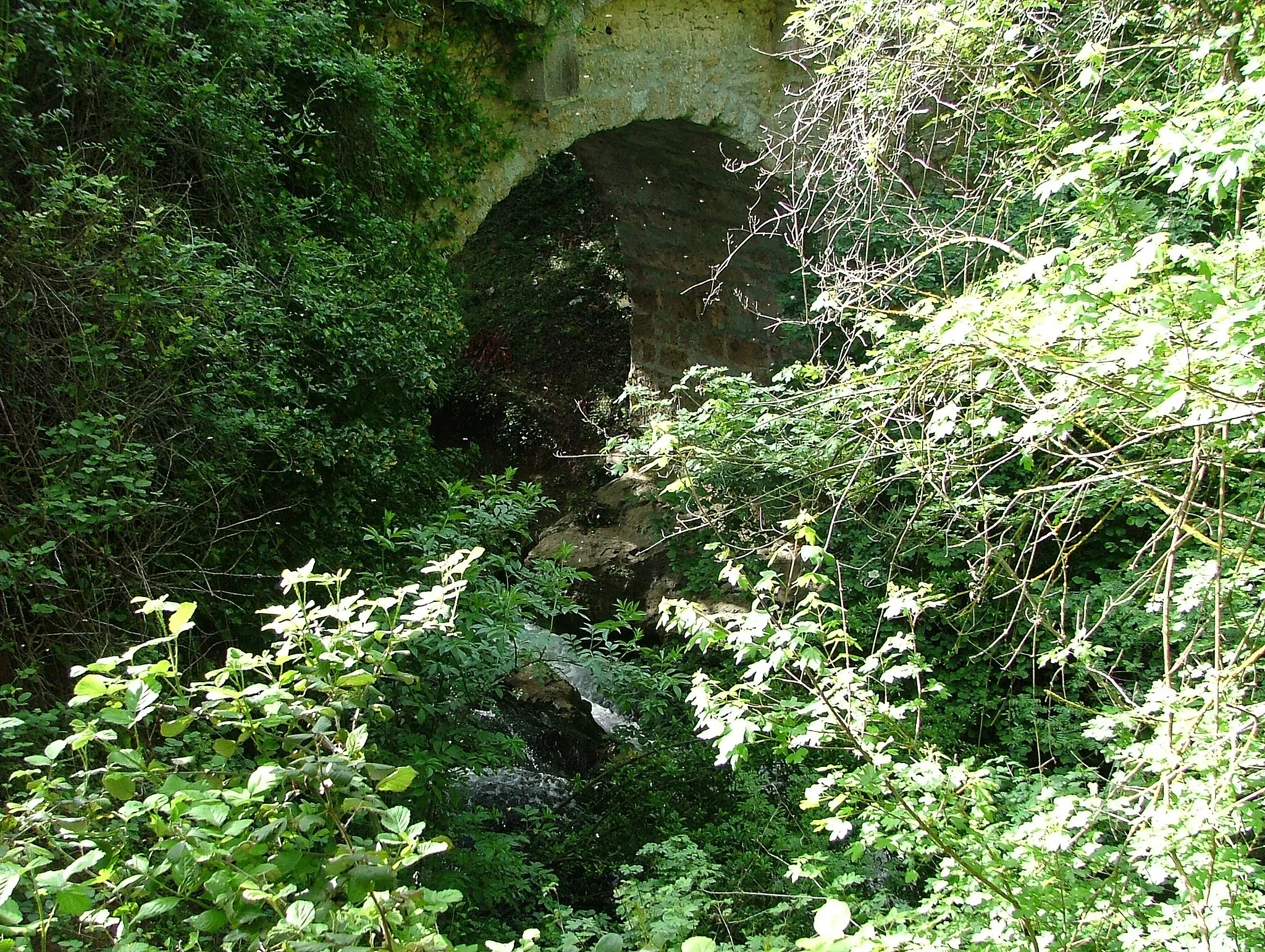 Photo showing: Bridge over Ribeirotte near Petit Baou