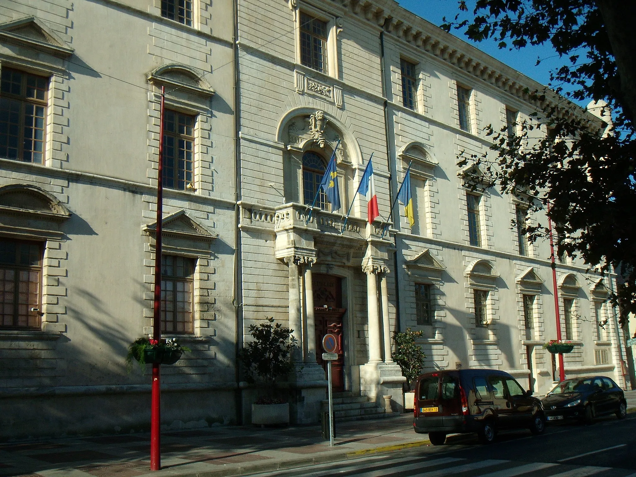 Photo showing: This building is indexed in the base Mérimée, a database of architectural heritage maintained by the French Ministry of Culture, under the reference PA00081322 .
