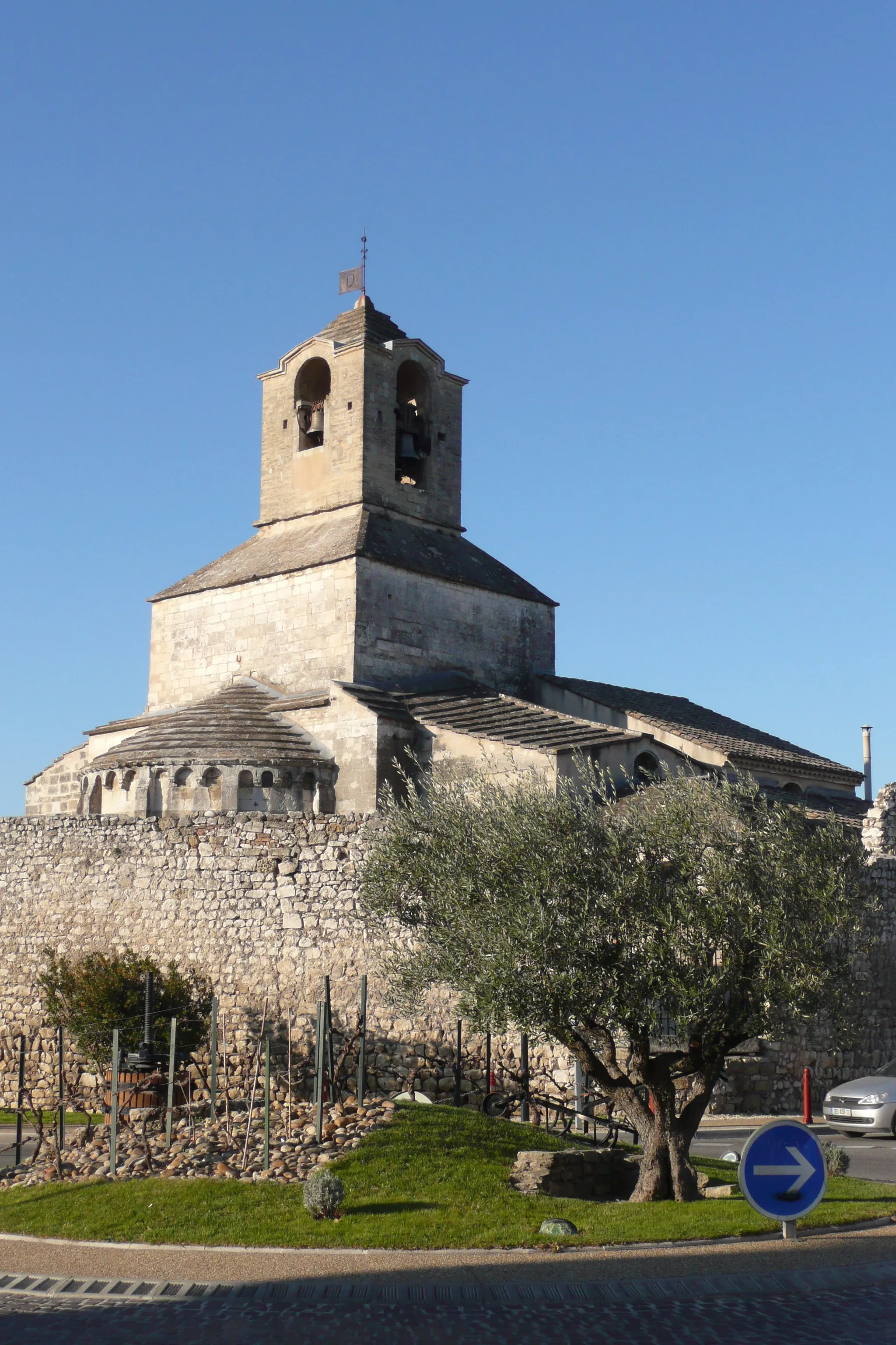 Photo showing: Eglise Sainte Baudile Noves.