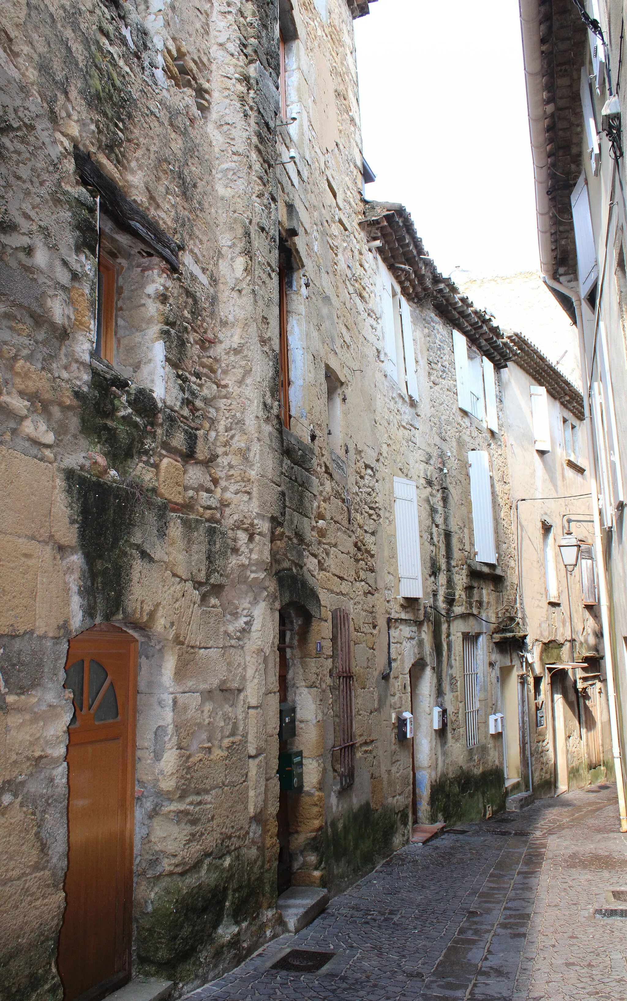 Photo showing: Une rue de la vieille ville