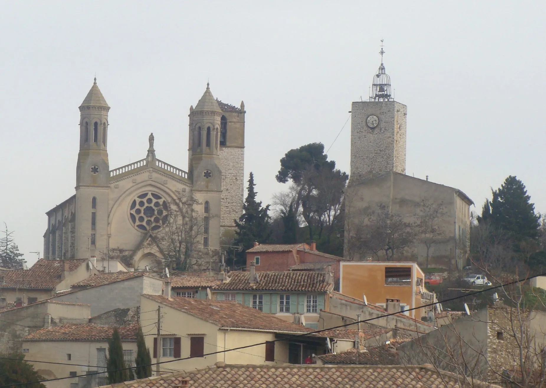 Photo showing: Rians (Var), l'église paroissiale et la tour-beffroi.