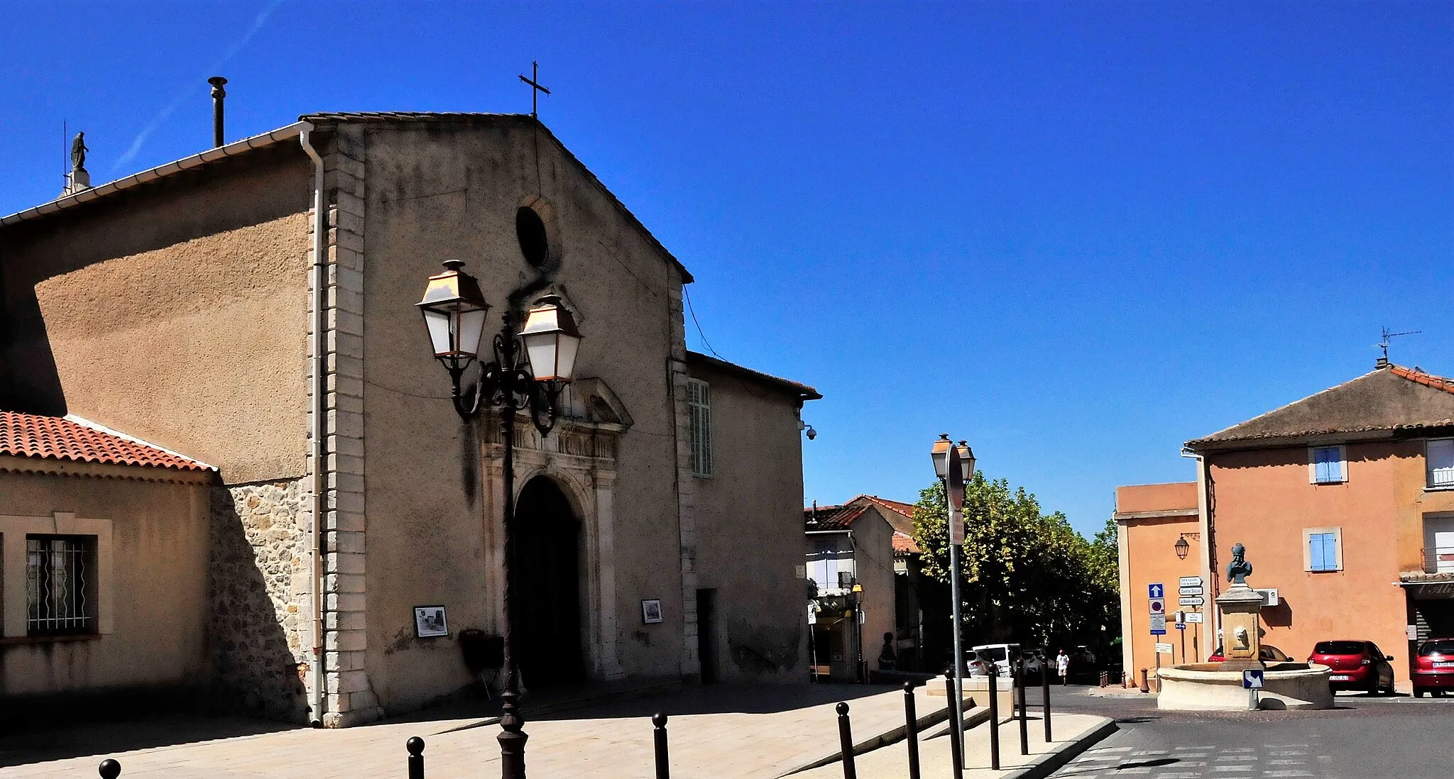 Photo showing: Rognac, Provence, Kirche Saint Jacques