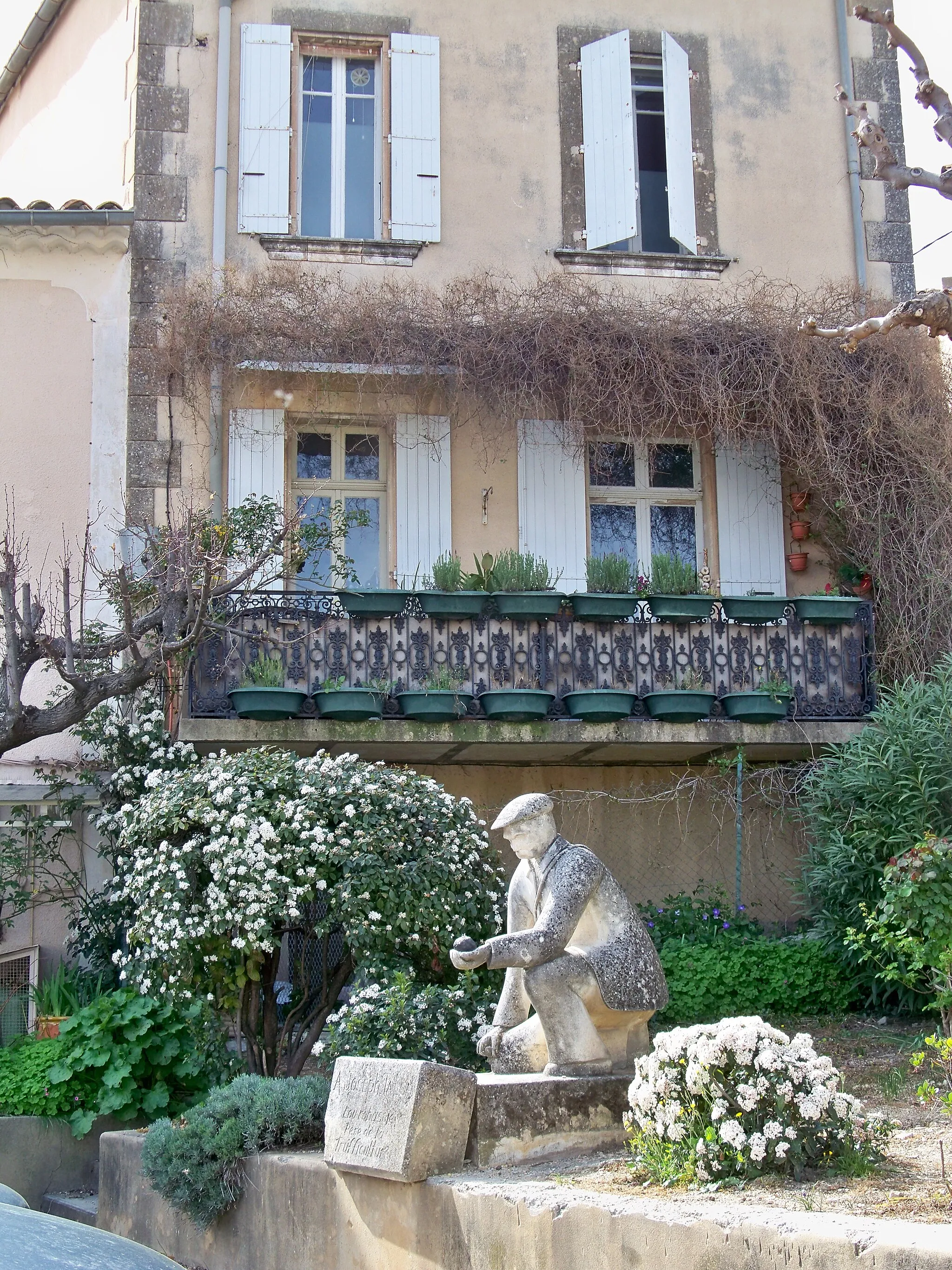 Photo showing: Statue Joseph Talon, Rabassié, père de la trufficulture moderne