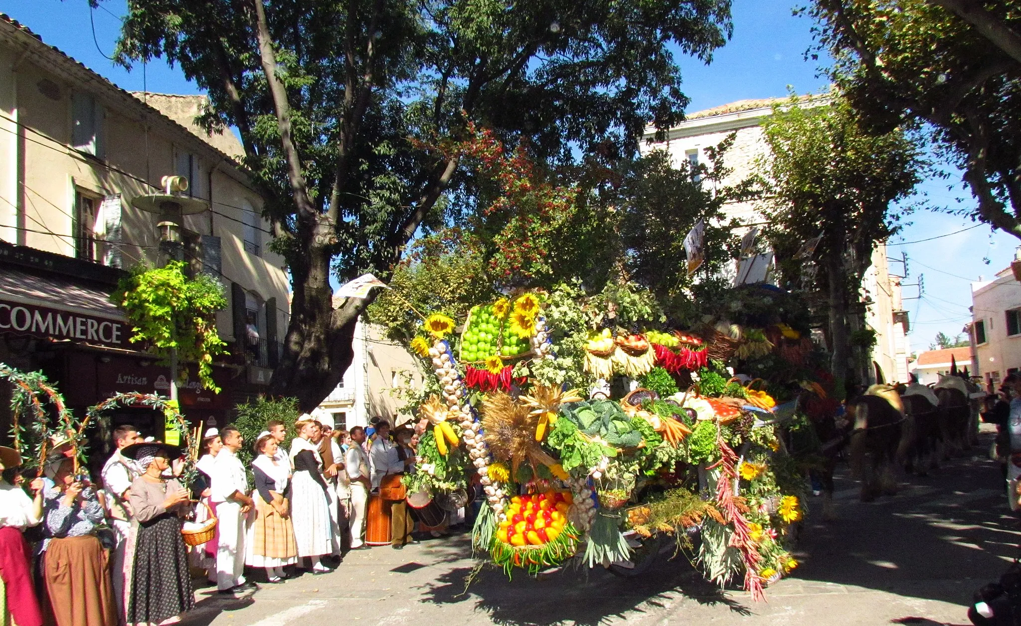 Photo showing: Défilé de la Charrette de la St Amanet 2014