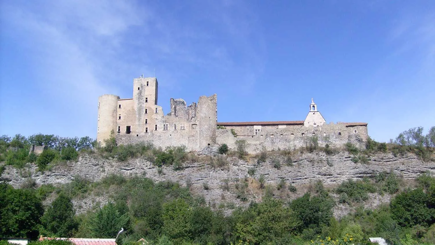 Photo showing: Castle of Tallard - Hautes-Alpes, France.