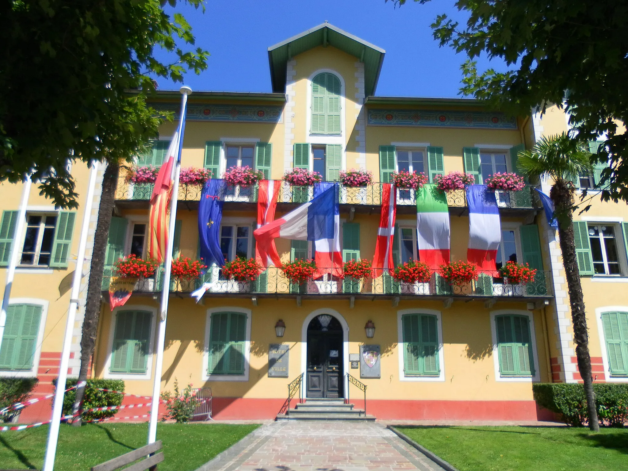 Photo showing: Tende (Alpes-Maritimes). L'Hôtel de Ville