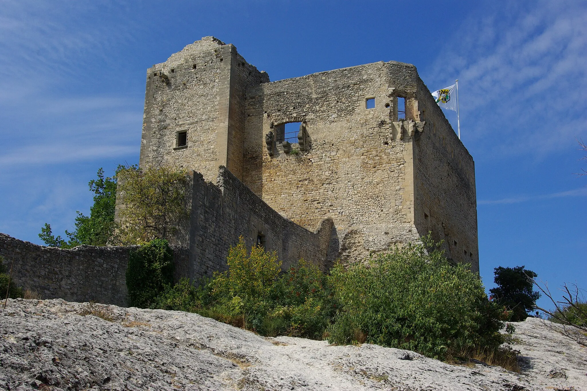 Photo showing: Château des Comtes de Toulouse à Vaison la romaine