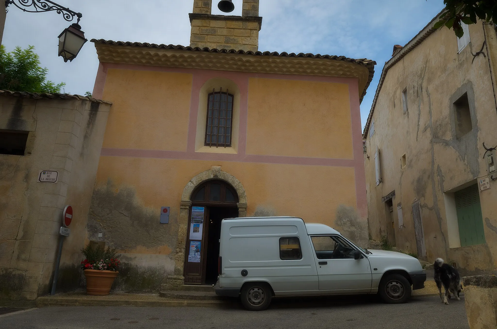 Photo showing: Valensole streets