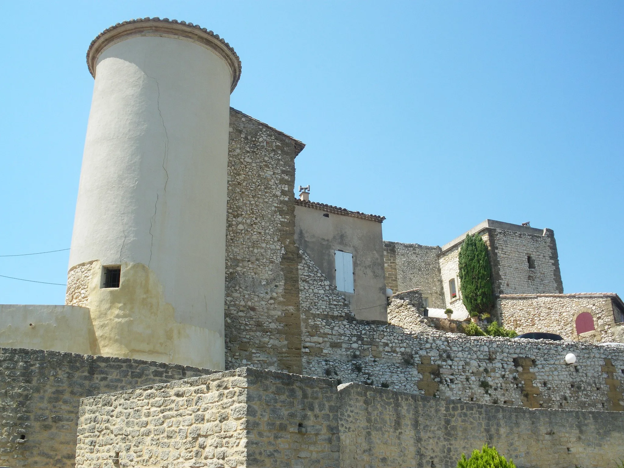 Photo showing: Chateau de Vedène, Vaucluse, France