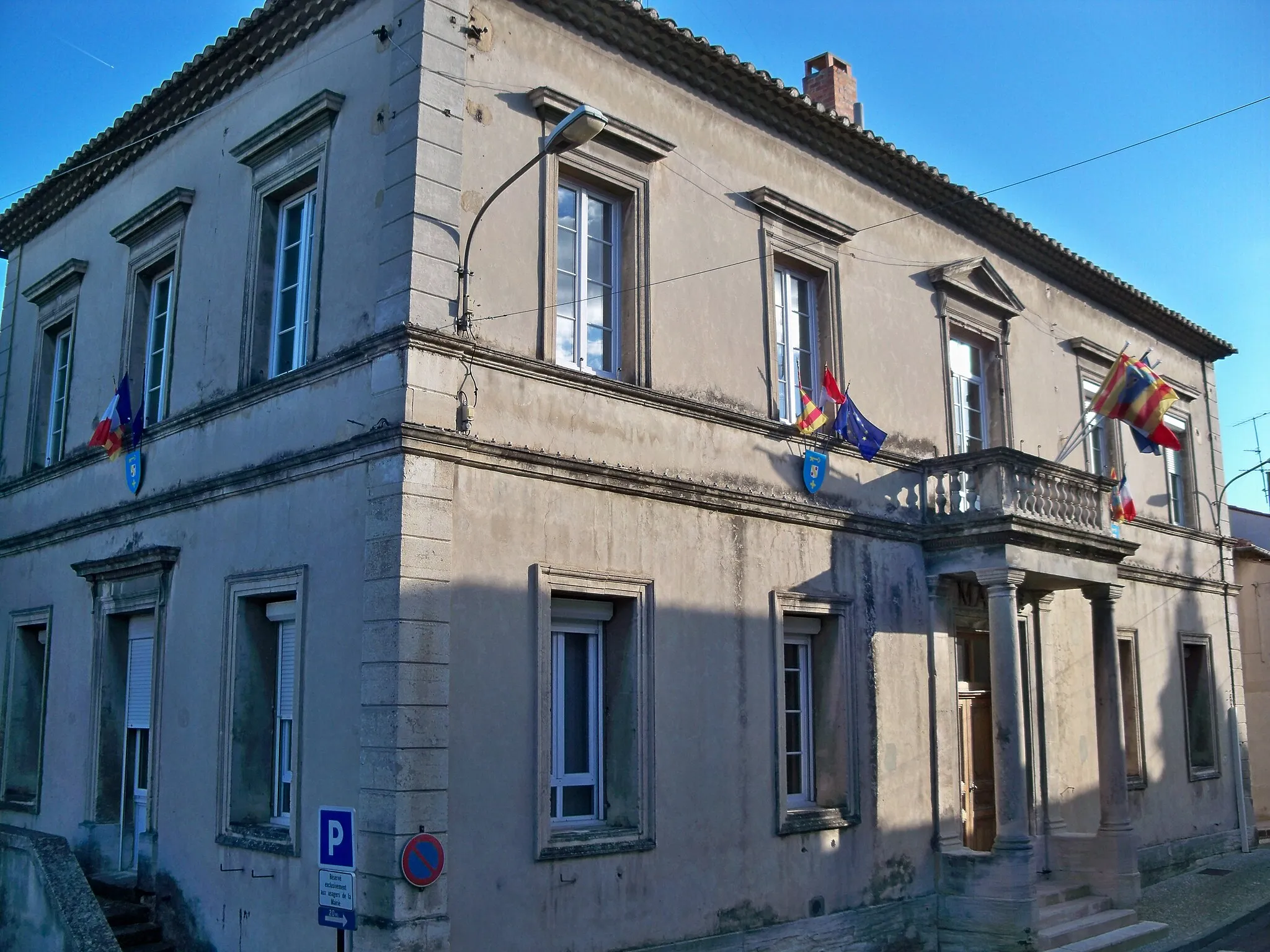 Photo showing: Ancienne facade de la Mairie de Vedène, Vaucluse, France