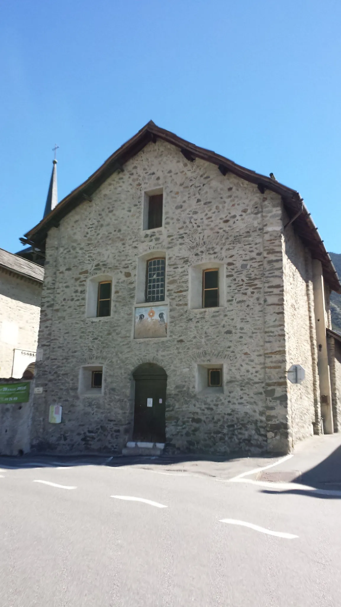 Photo showing: This building is indexed in the base Mérimée, a database of architectural heritage maintained by the French Ministry of Culture, under the reference PA00080639 .
