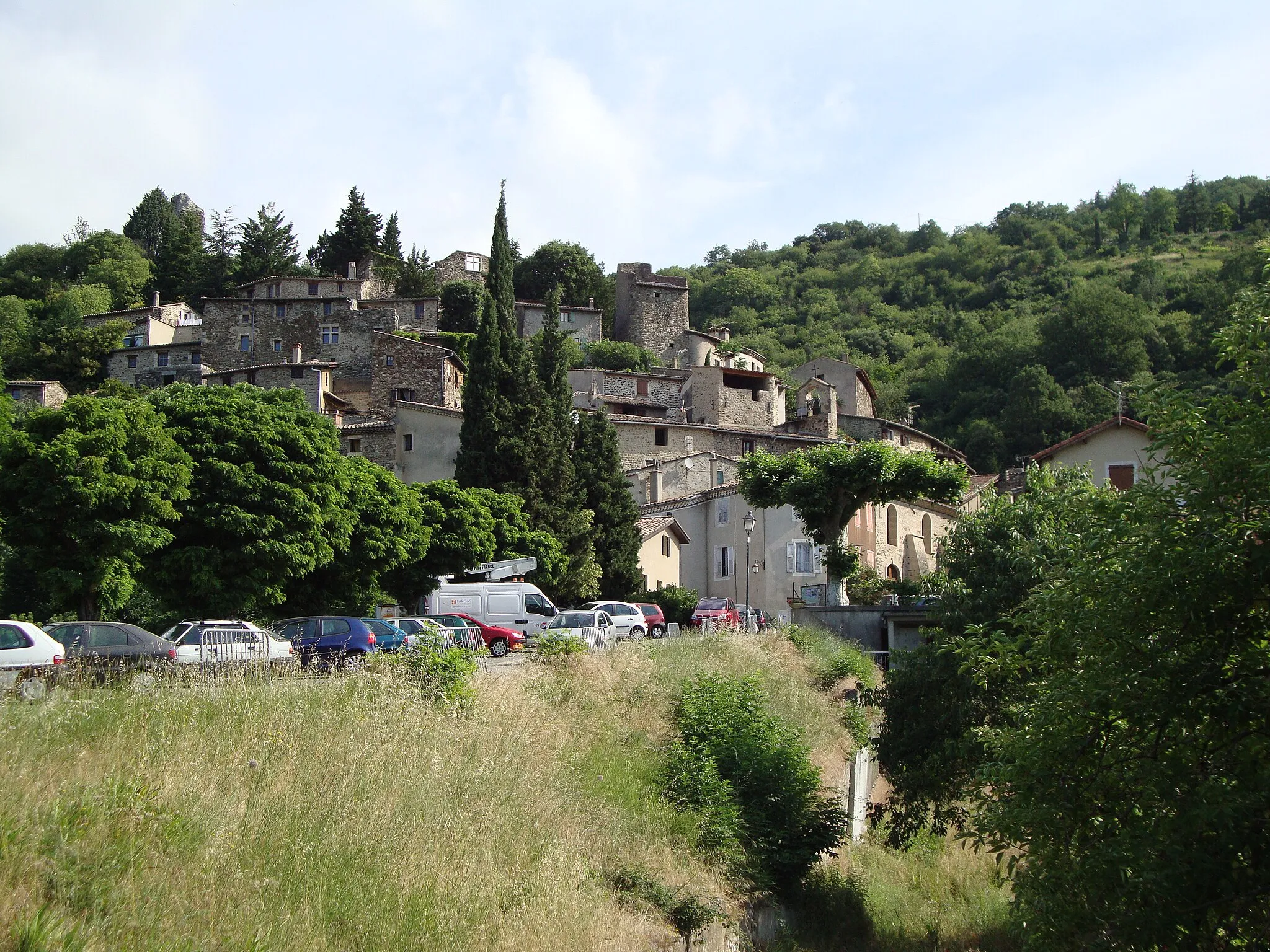 Photo showing: Beauchastel (Ardèche, Fr) vue du village.