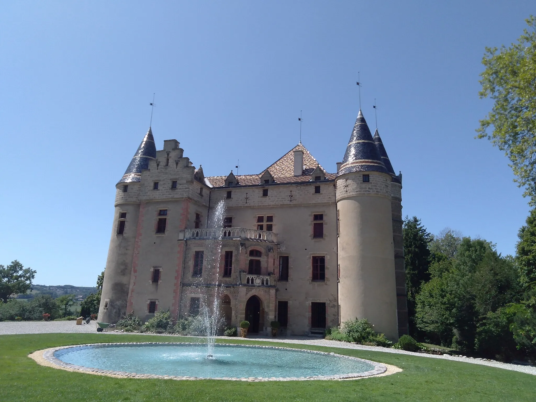 Photo showing: Château de Pupetières en août 2019