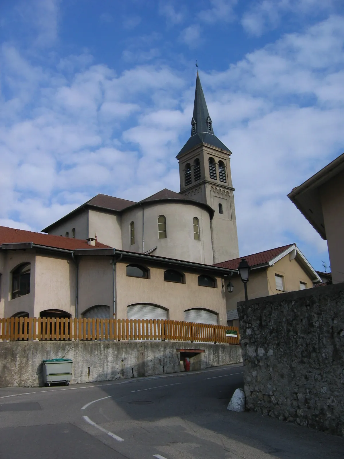 Photo showing: Claix: Eglise St Pierre