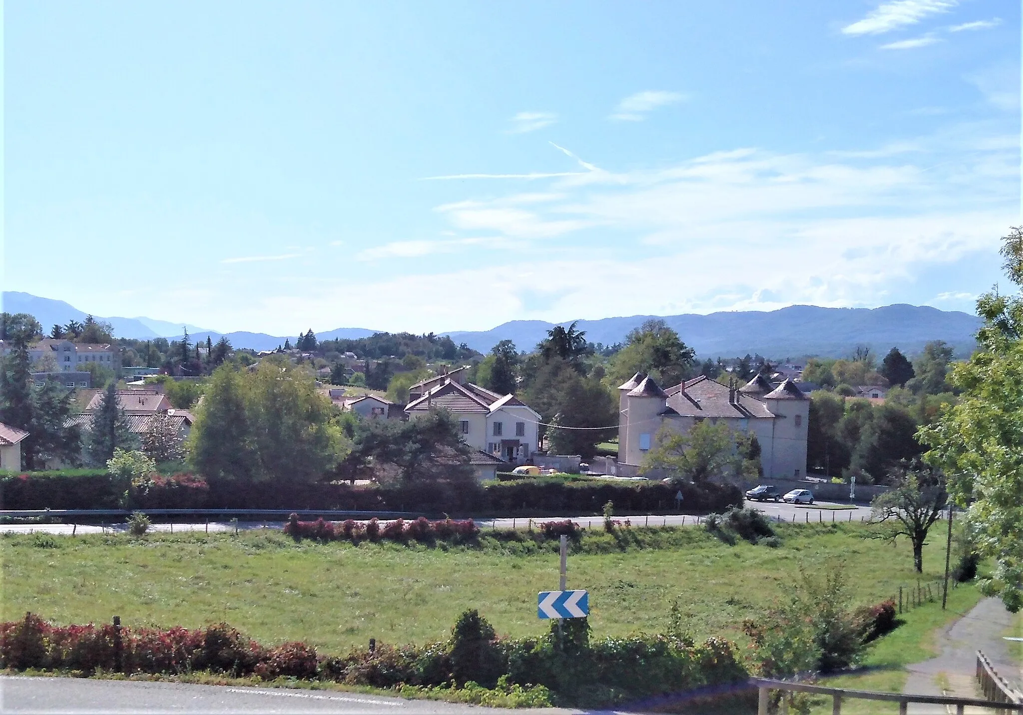 Photo showing: Village et mairie de Coublevie