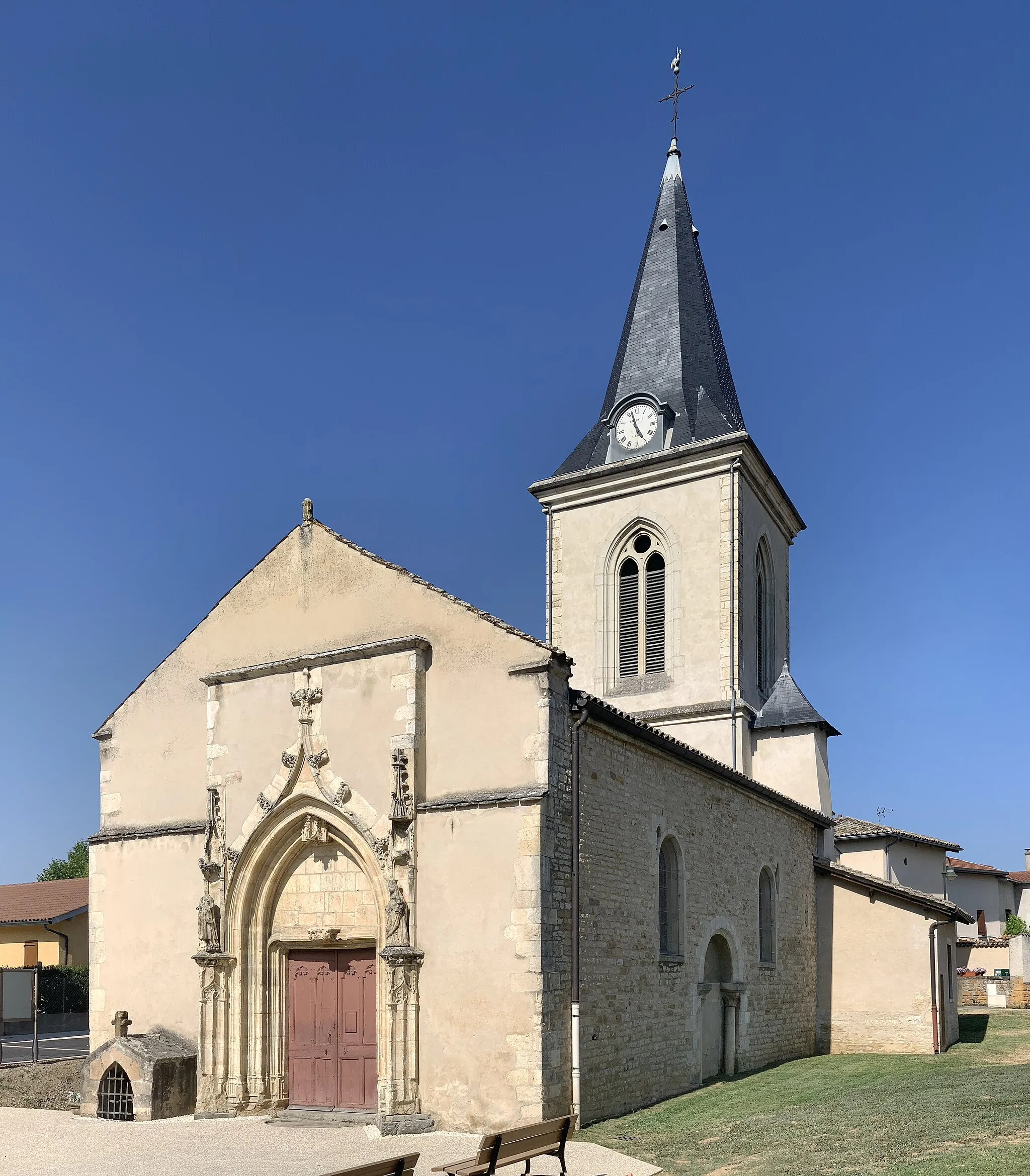 Photo showing: Église Saint-Étienne de Frans, Ain.