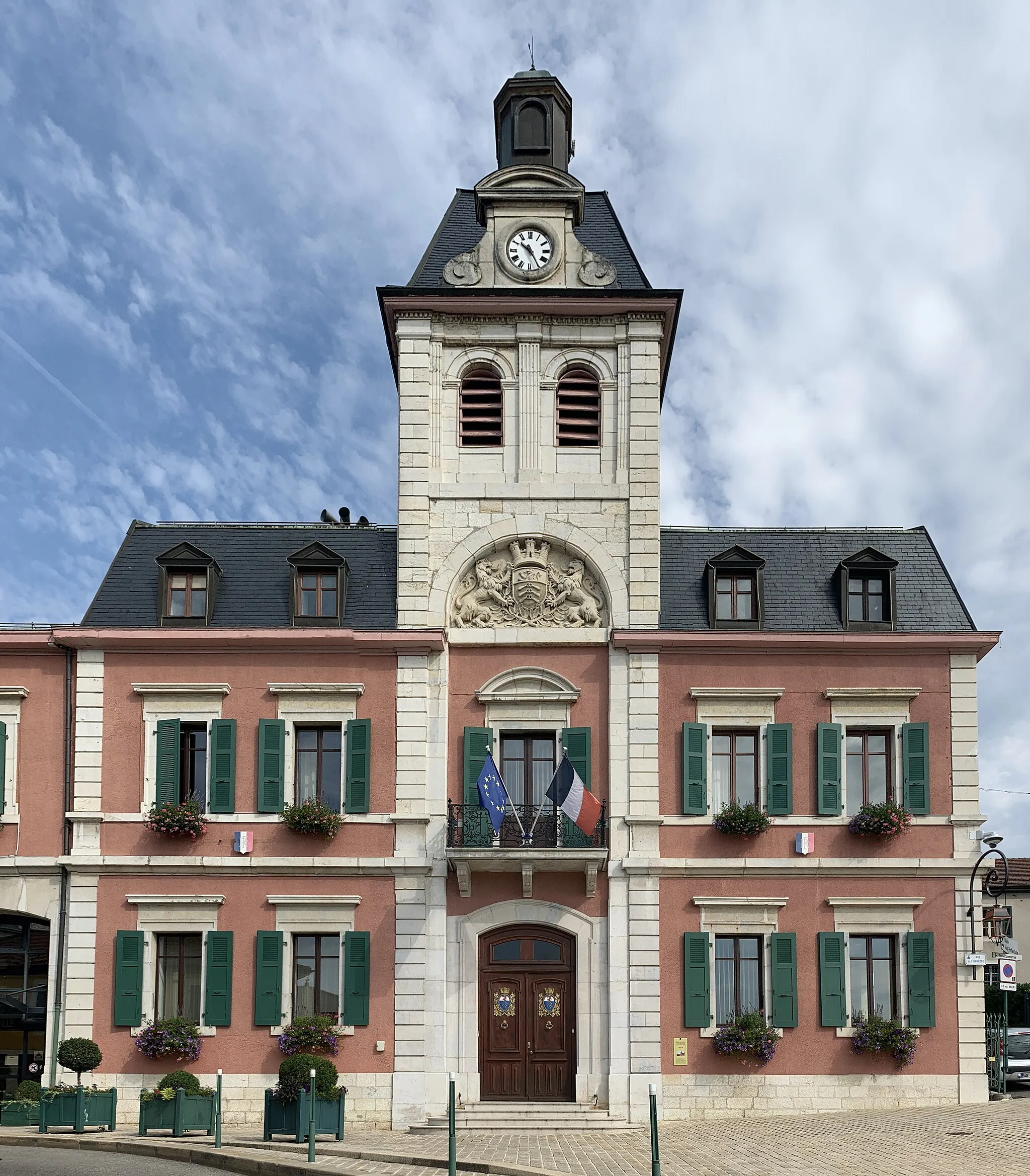 Photo showing: Hôtel de ville de Gex, Ain.
