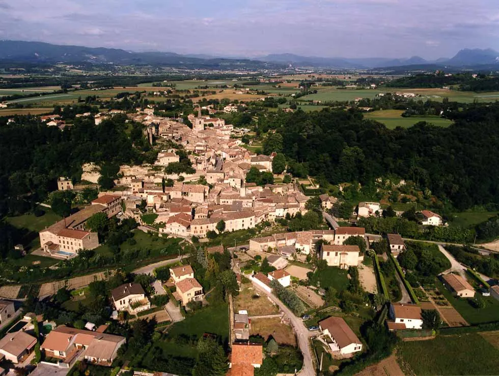 Photo showing: Ville de Grâne