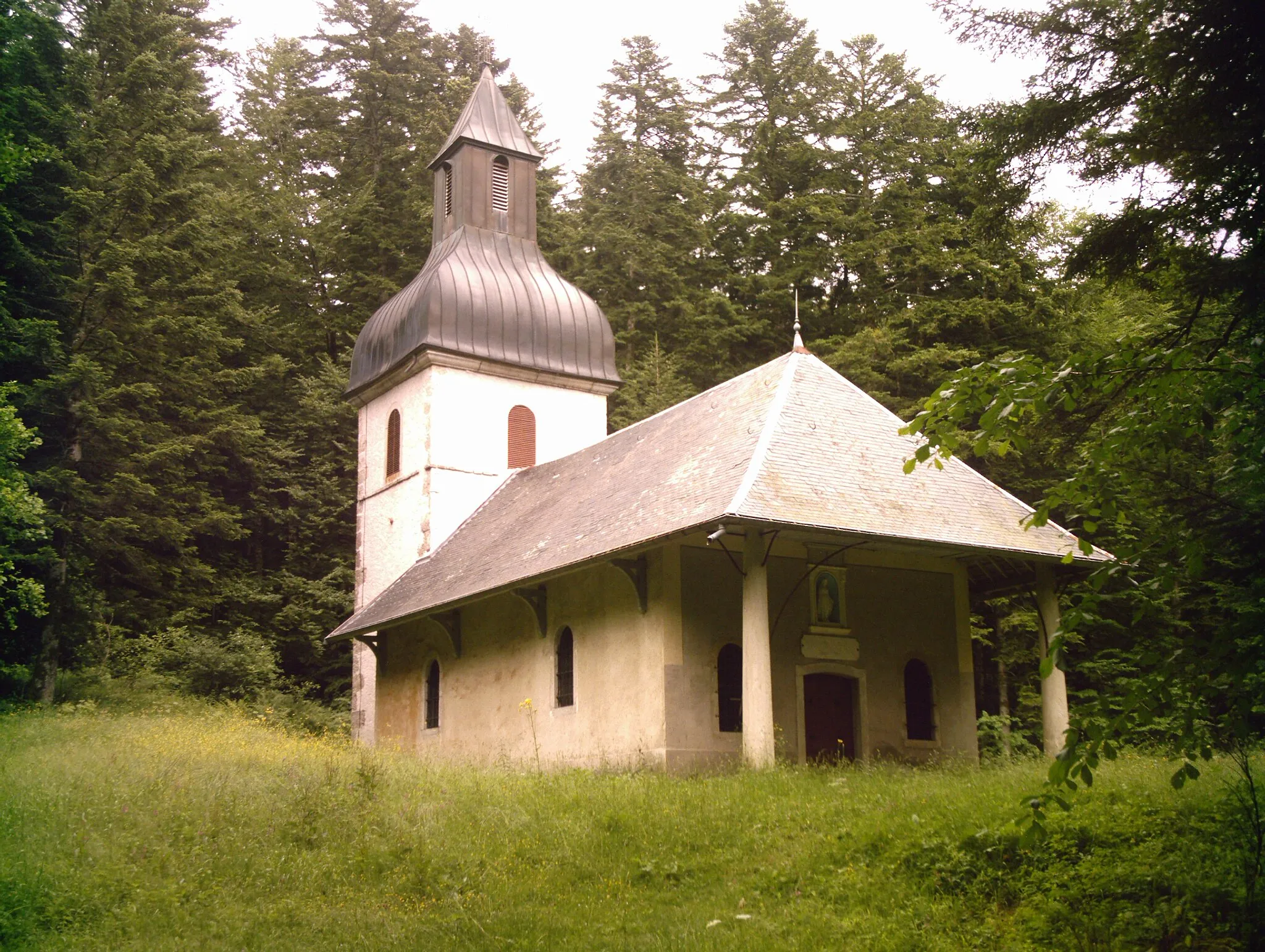 Photo showing: La chapelle de Notre-Dame de Mazières à Hauteville-Lompnès (Ain, FRANCE)