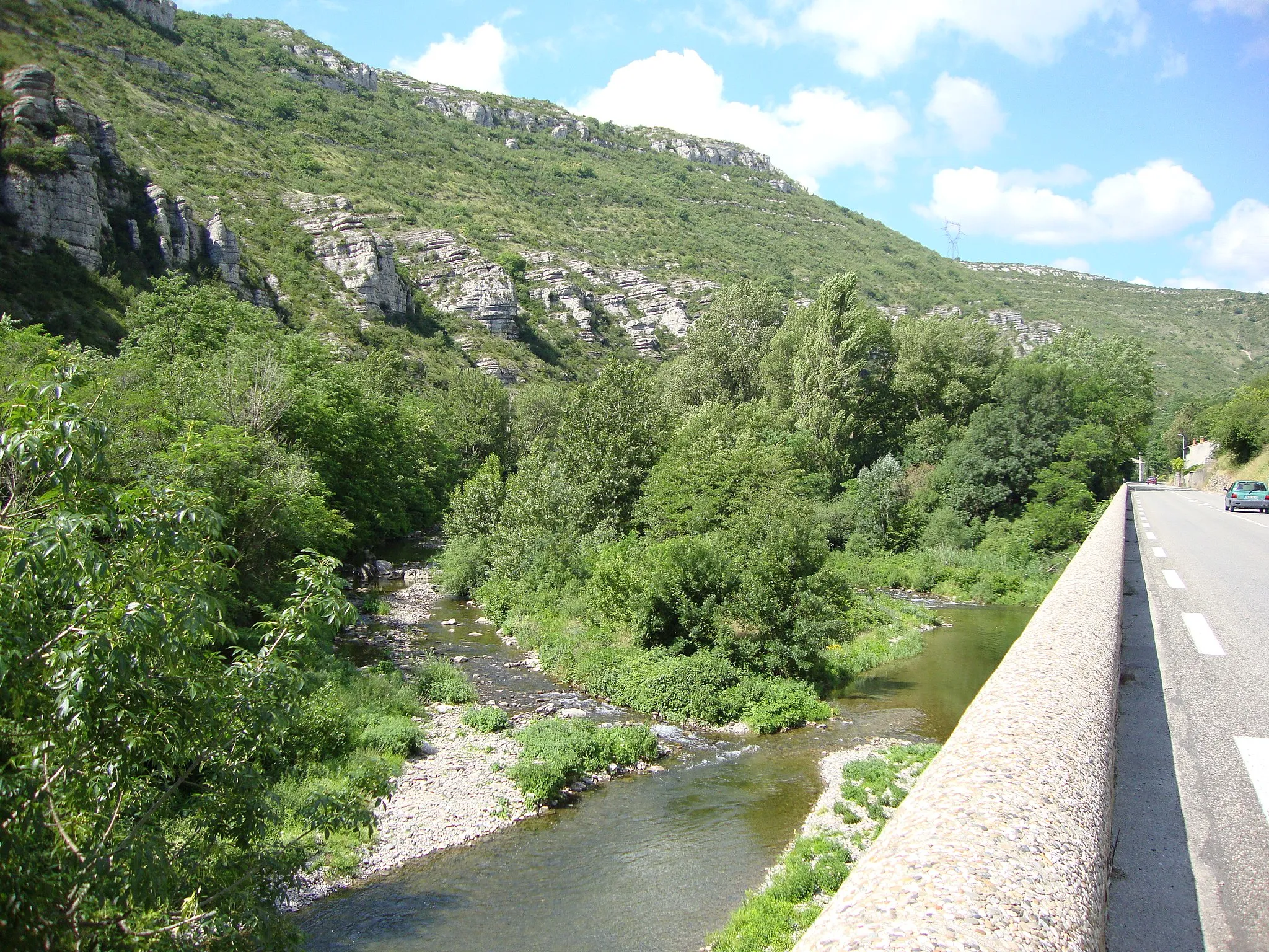 Photo showing: Le Pouzin (Ardèche, Fr)  vallée de l'Ouvèze.