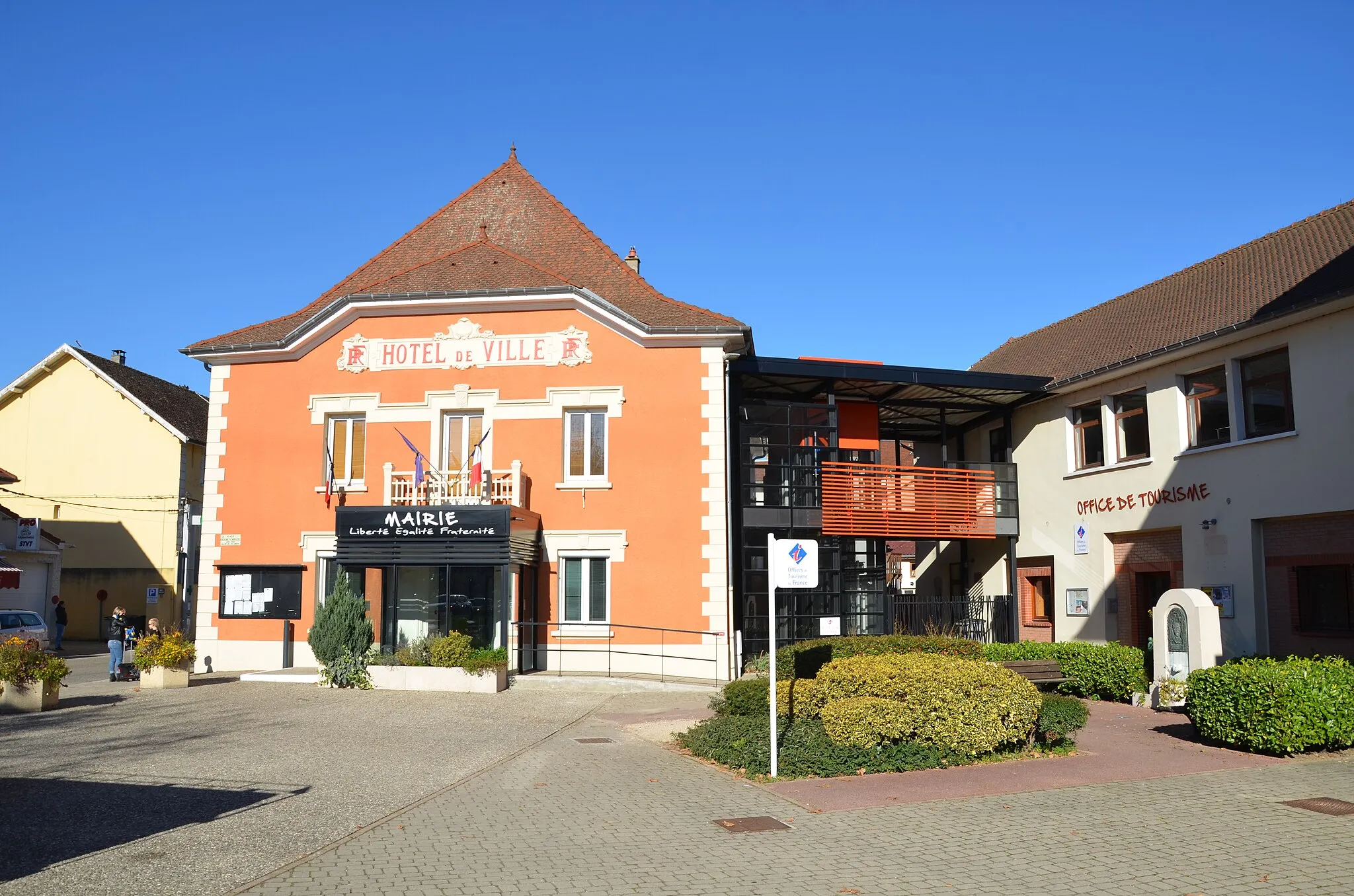 Photo showing: Mairie les Abrets en Dauphiné