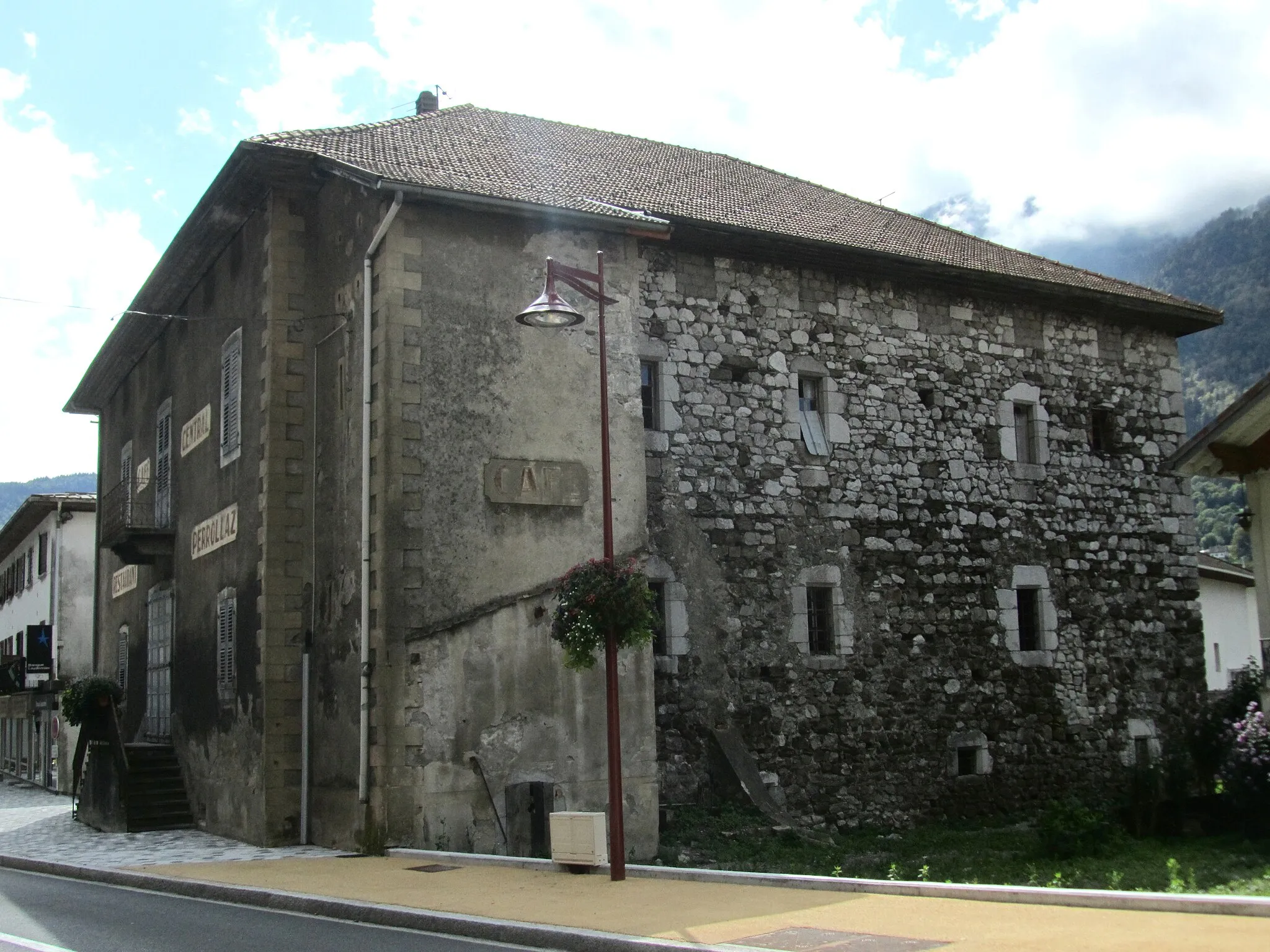 Photo showing: la Maison Forte de Loche, à Magland